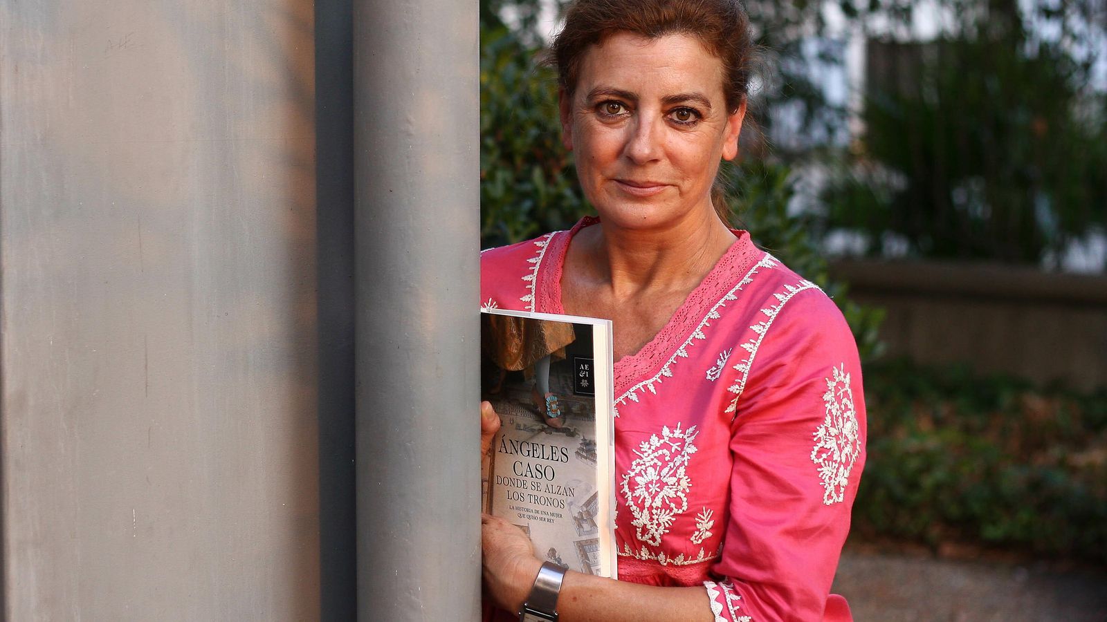 En la imagen, la escritora Ángeles Caso.