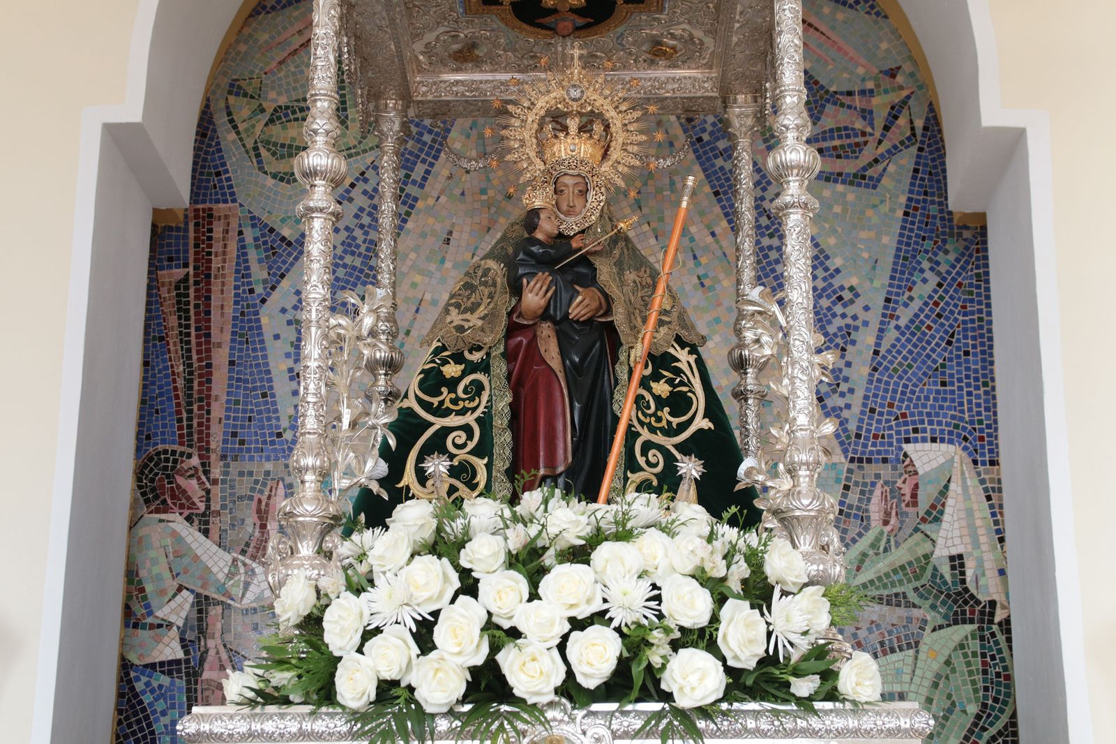 Miles de almerienses acuden a Torregarcía en la Romería de la Virgen del Mar