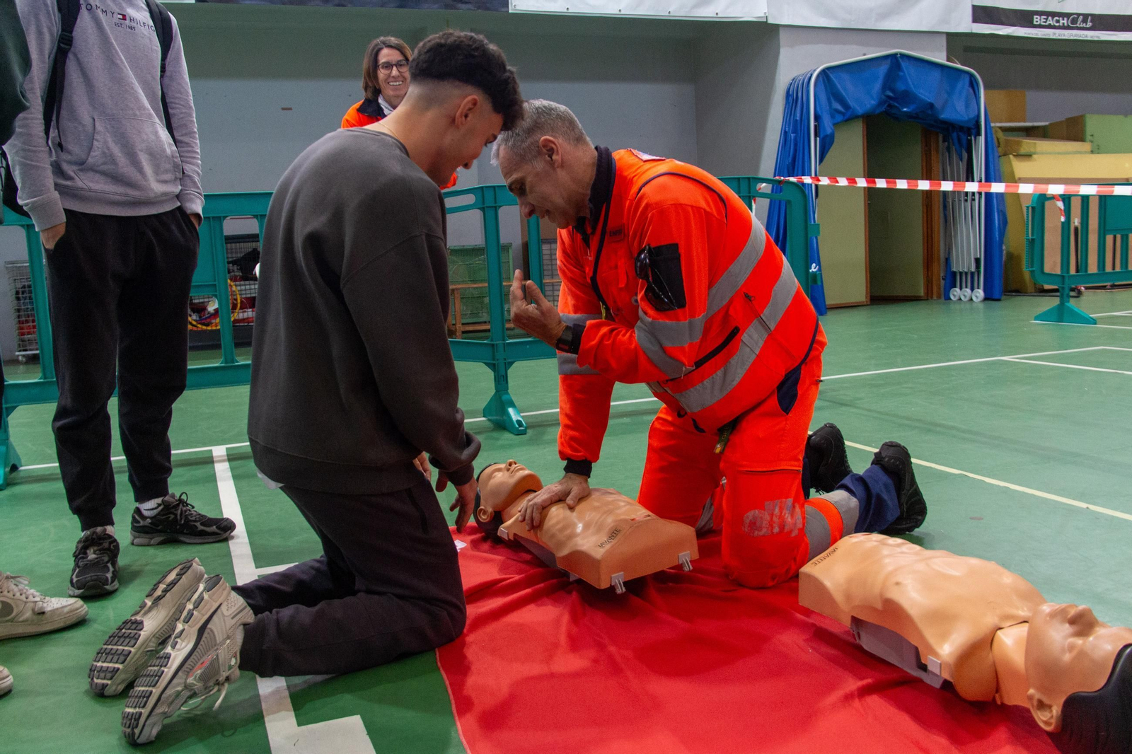 Más de 1.500 escolares reciben técnicas básicas de reanimación cardiopulmonar en Motril