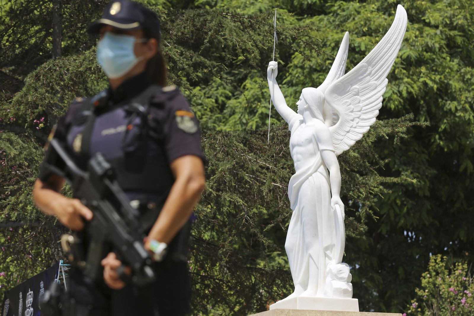 Homenaje en Málaga a los policías nacionales fallecidos en acto de servicio