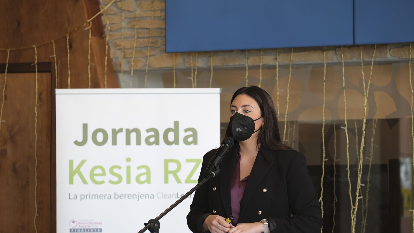 María Ruiz, del departamento comercial de Campojoyma