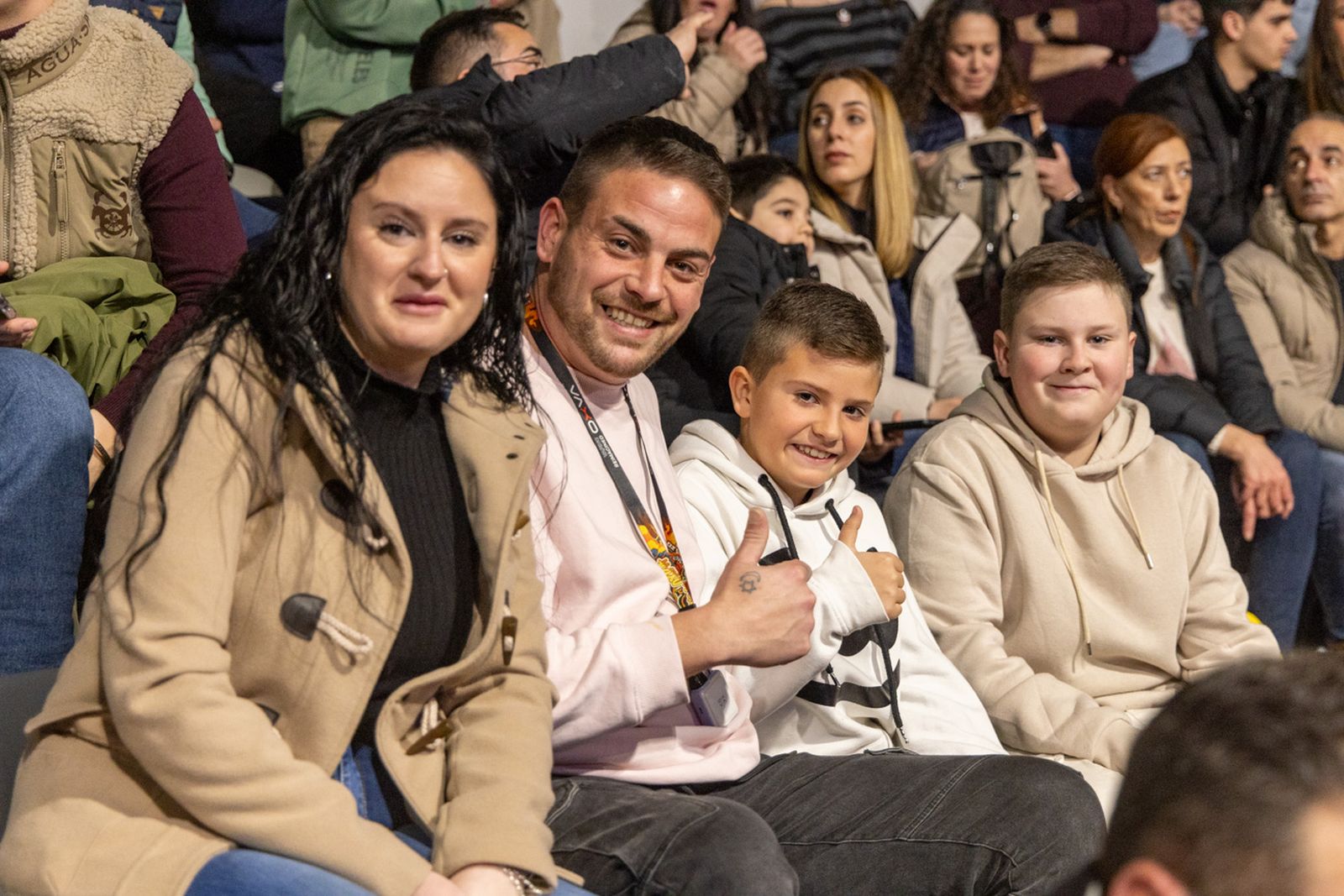 En imágenes: el Olivo Arena vibra con piruetas y motor en estado puro en el Soloflow Freestyle (2)