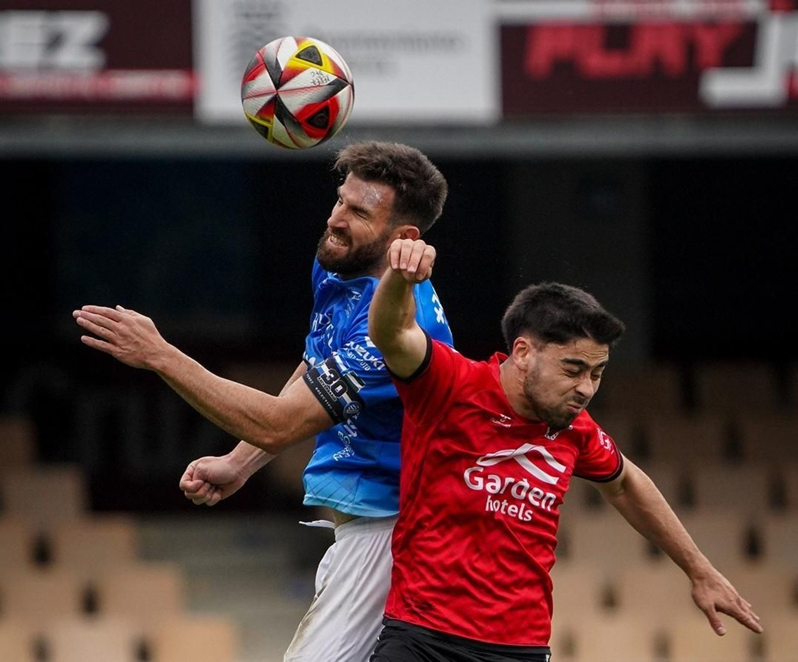 Oca volverá al centro de la defensa en Ceuta por la sanción de Hugo.