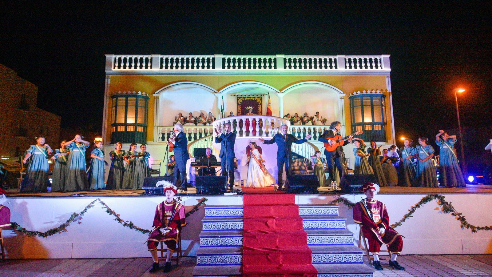 Fotos de la coronación y pregón de la Feria de Tarifa 2022