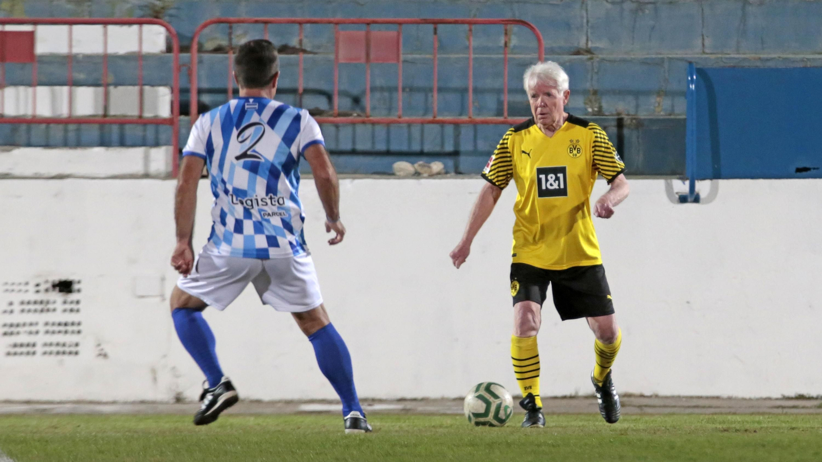 Partido amistoso entre veteranos del Borussia Dortmund y del Xerez CD