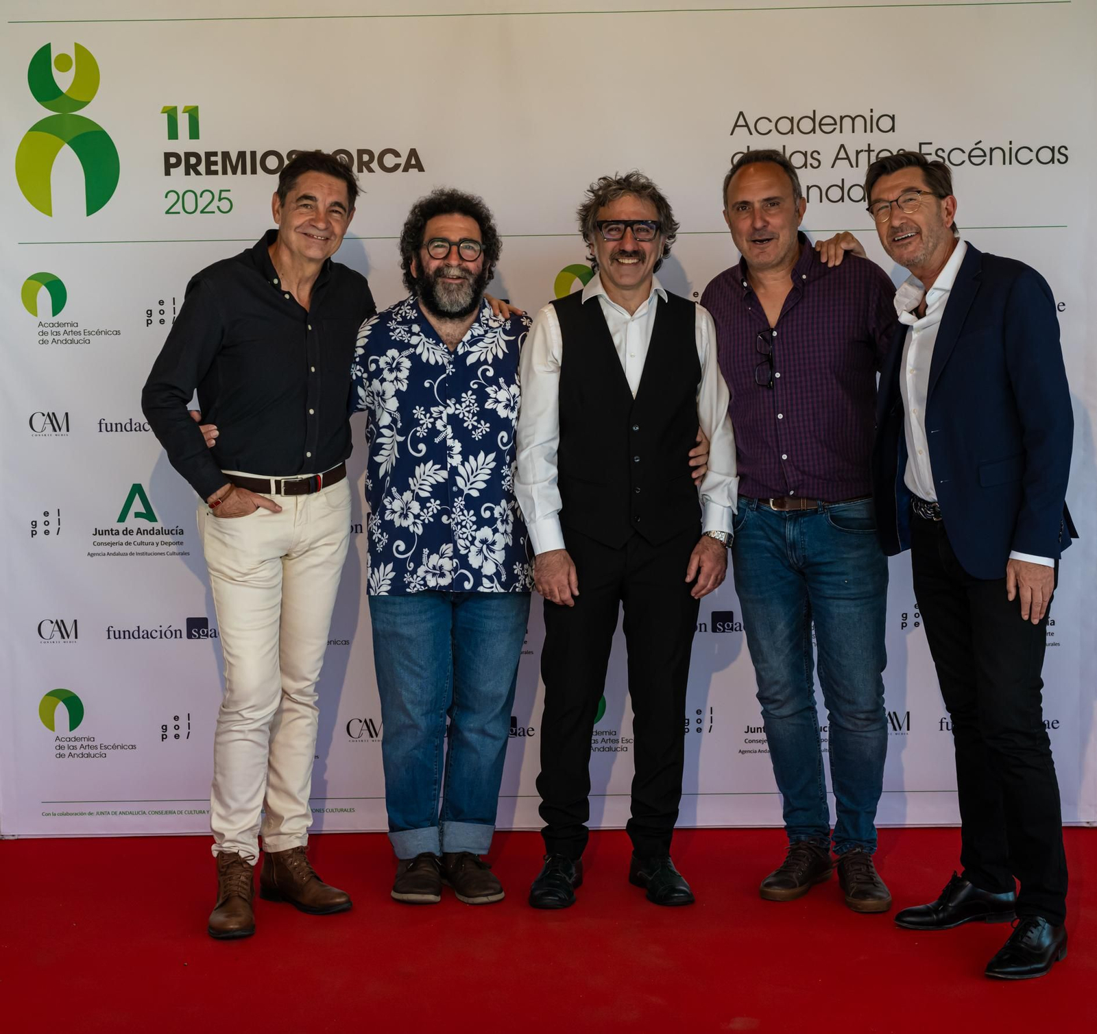 Chipi, seguno por la izquierda, en la alfombra roja de la gala.