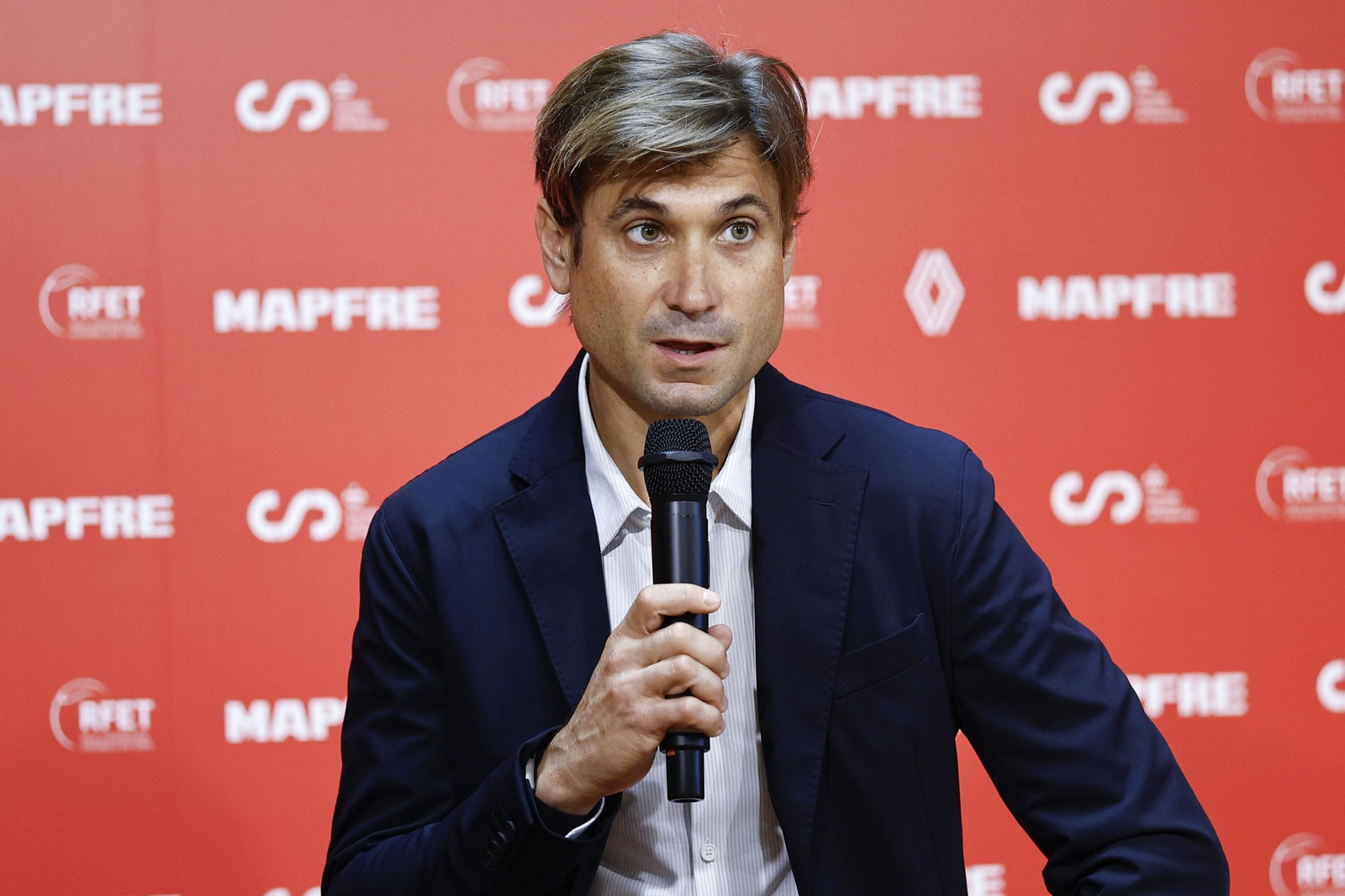 El seleccionador nacional de tenis, David Ferrer, anuncia el equipo que disputará la Final a 8 de la Copa Davis.