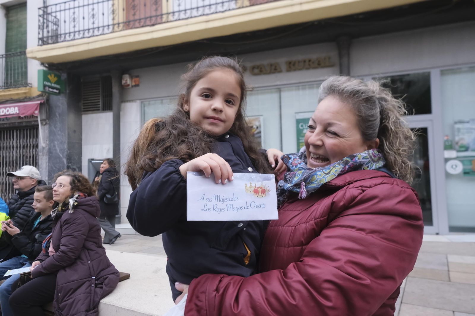El Cartero Real de Córdoba recoge las ilusiones de los más pequeños, en imágenes