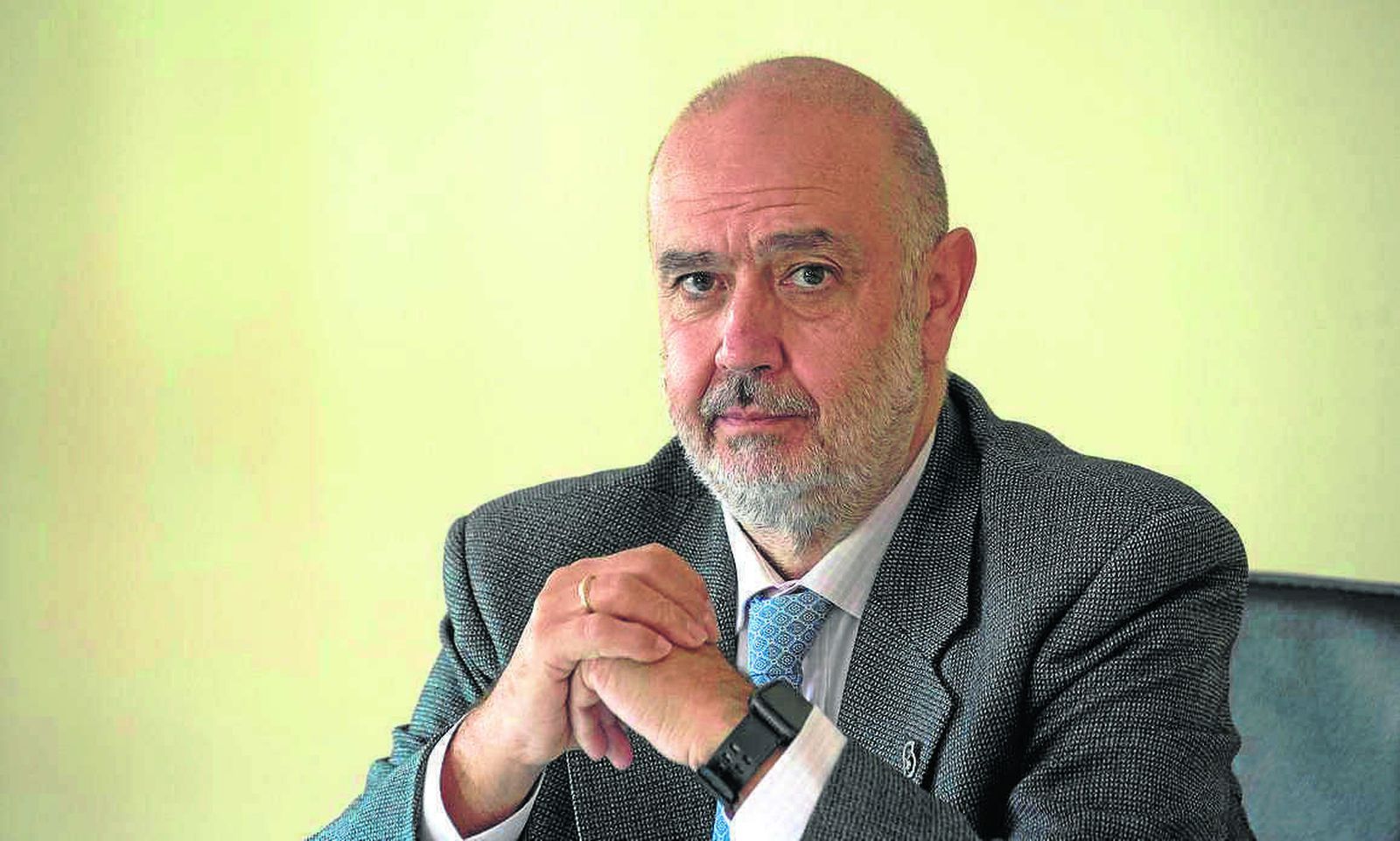 Abraham Carrascosa dimitió el 30 de noviembre como representante de Sevilla del Colegio de Ingenieros.