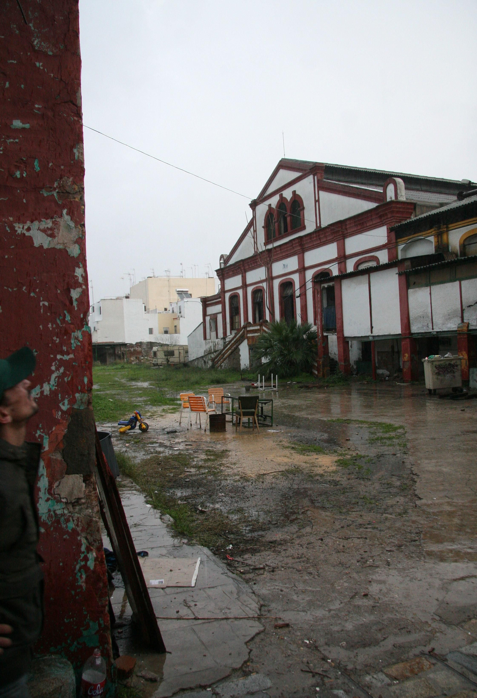 Interior de la Fábrica de Vidrio.