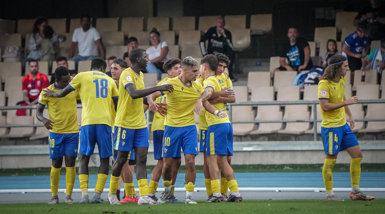 Imágenes del partido del Xerez CD - Cádiz Mirandilla