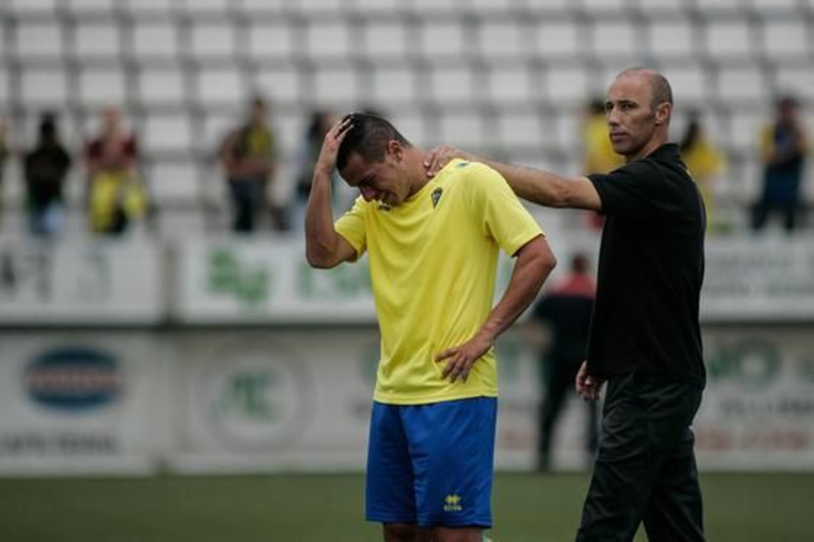 Las imágenes del L'Hospitalet-Cádiz