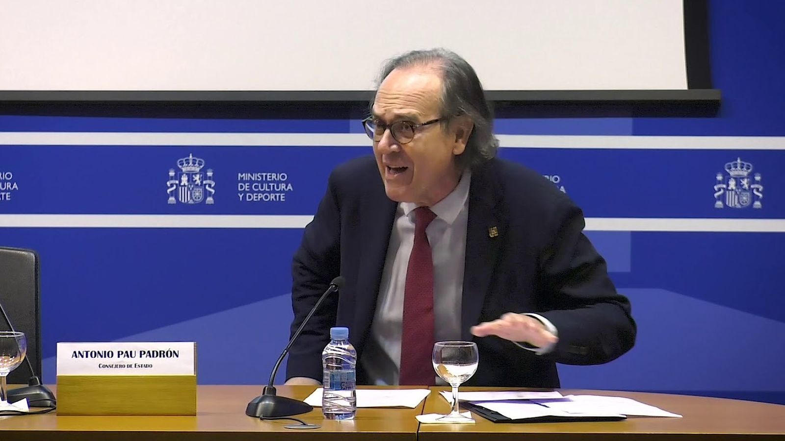 El escritor y jurista Antonio Pau Padrón (Torrijos, 1953).