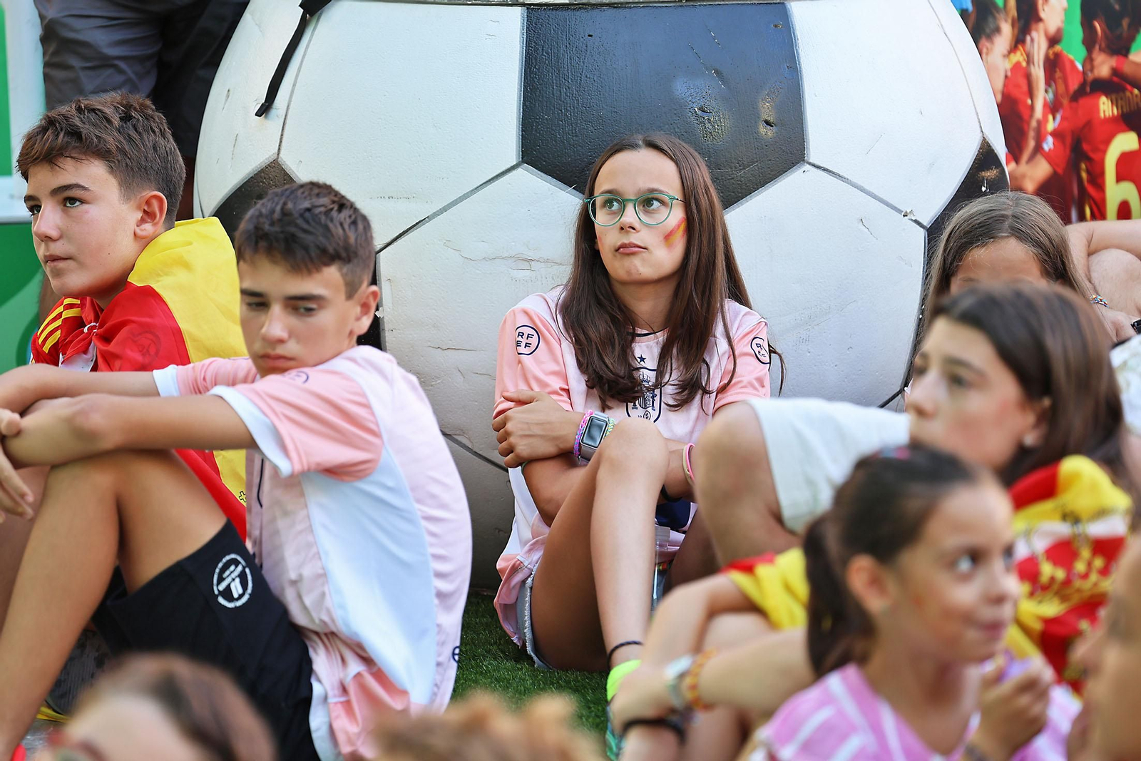 Imágenes de la Fan zone en Huelva de la Final de la Eurocopa entre Inglaterra y España Imágenes de la Fan zone en Huelva de la Final de la Eurocopa entre Inglaterra y España