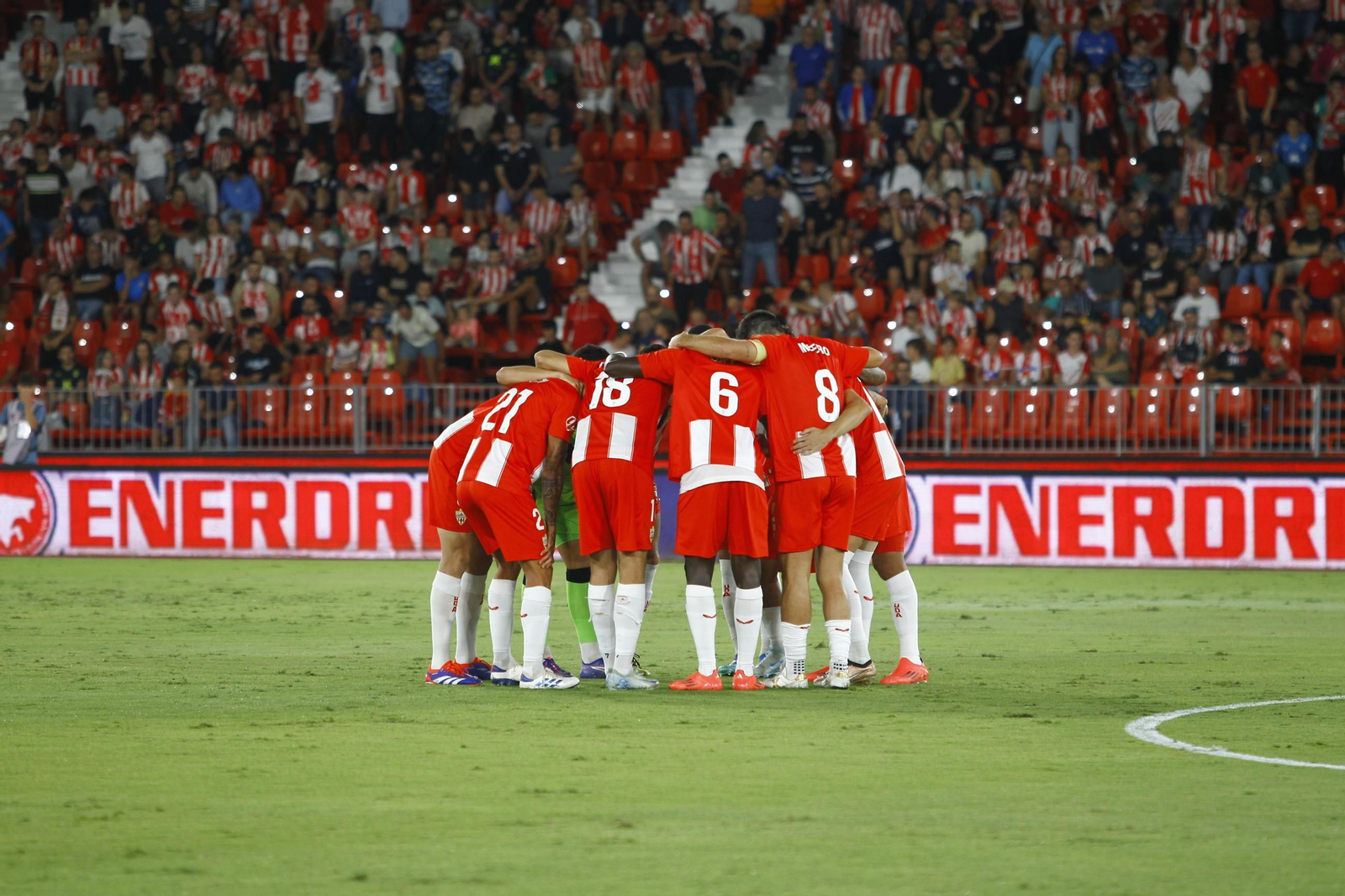 Las imágenes del partido de fútbol U.D. Almería-S.D. Eibar