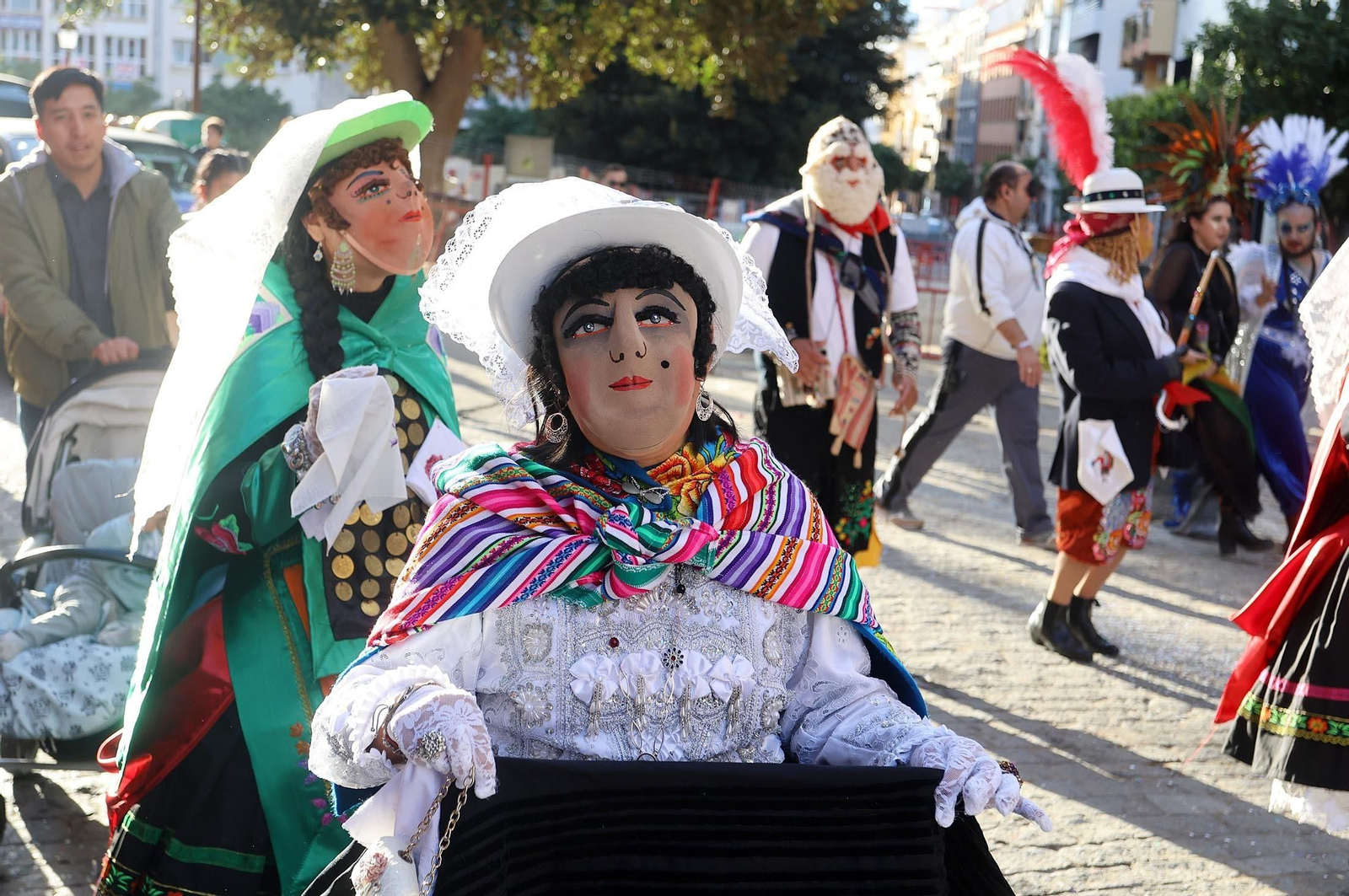 Imágenes de la cabalgata del Carnaval Colombino 2024