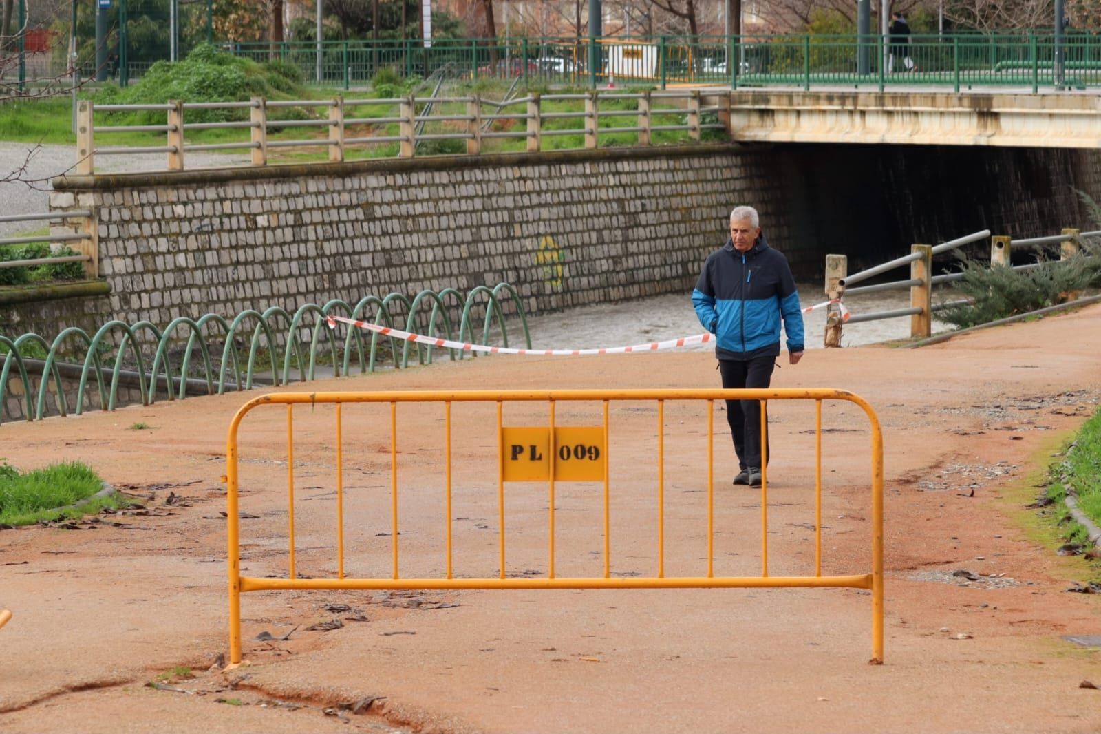 La borrasca Marta en Granada, en directo: retrasos en Sierra Nevada, fuertes vientos en la costa y nueve vías cortadas