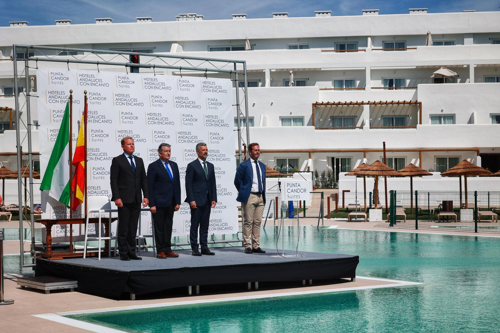 Inauguración oficial del hotel Punta Candor Suites en Rota