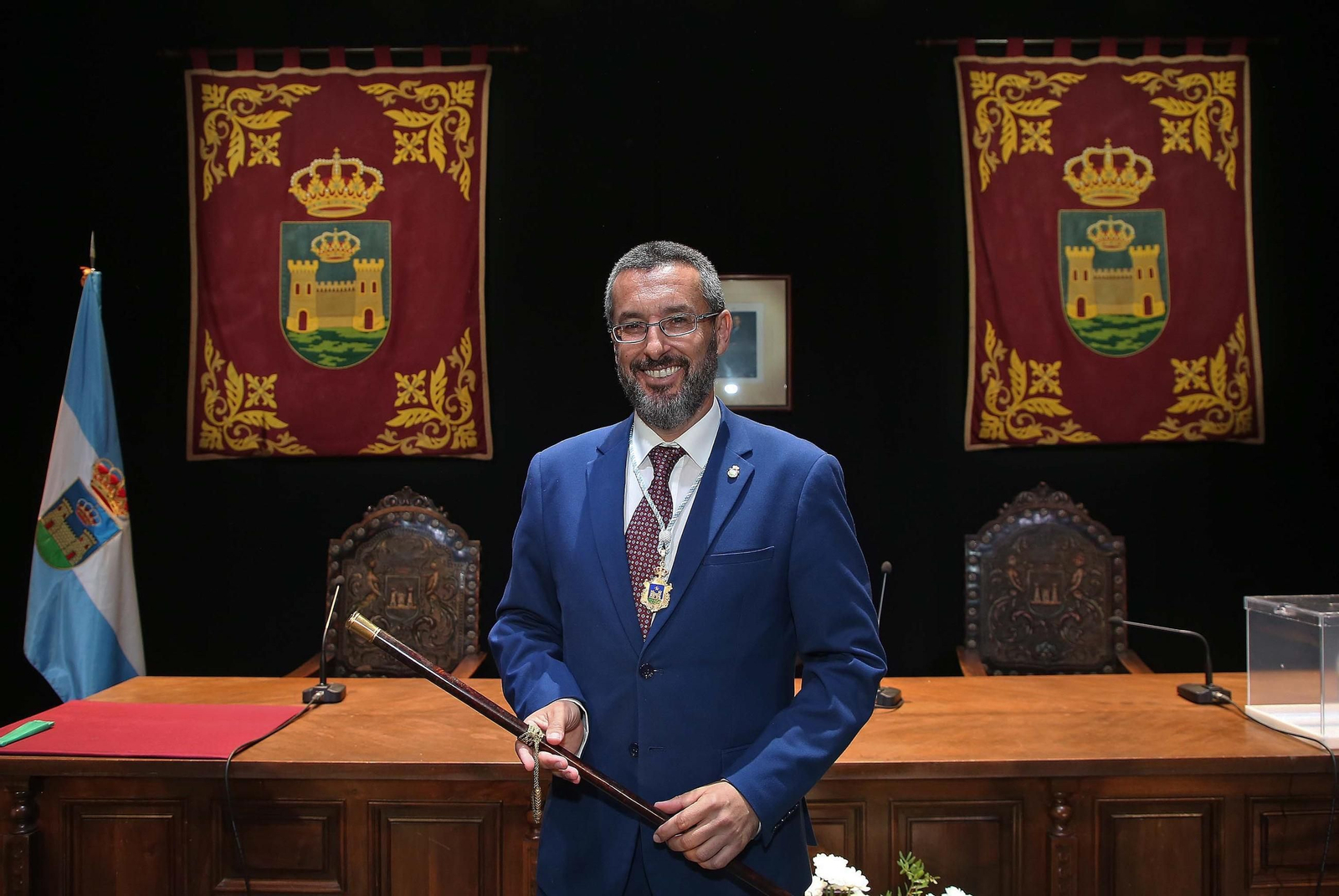 Juan Franco, el alcalde más votado de España de entre las poblaciones de más de 50.000 habitantes, el día de su reelección en La Línea en junio de 2023.