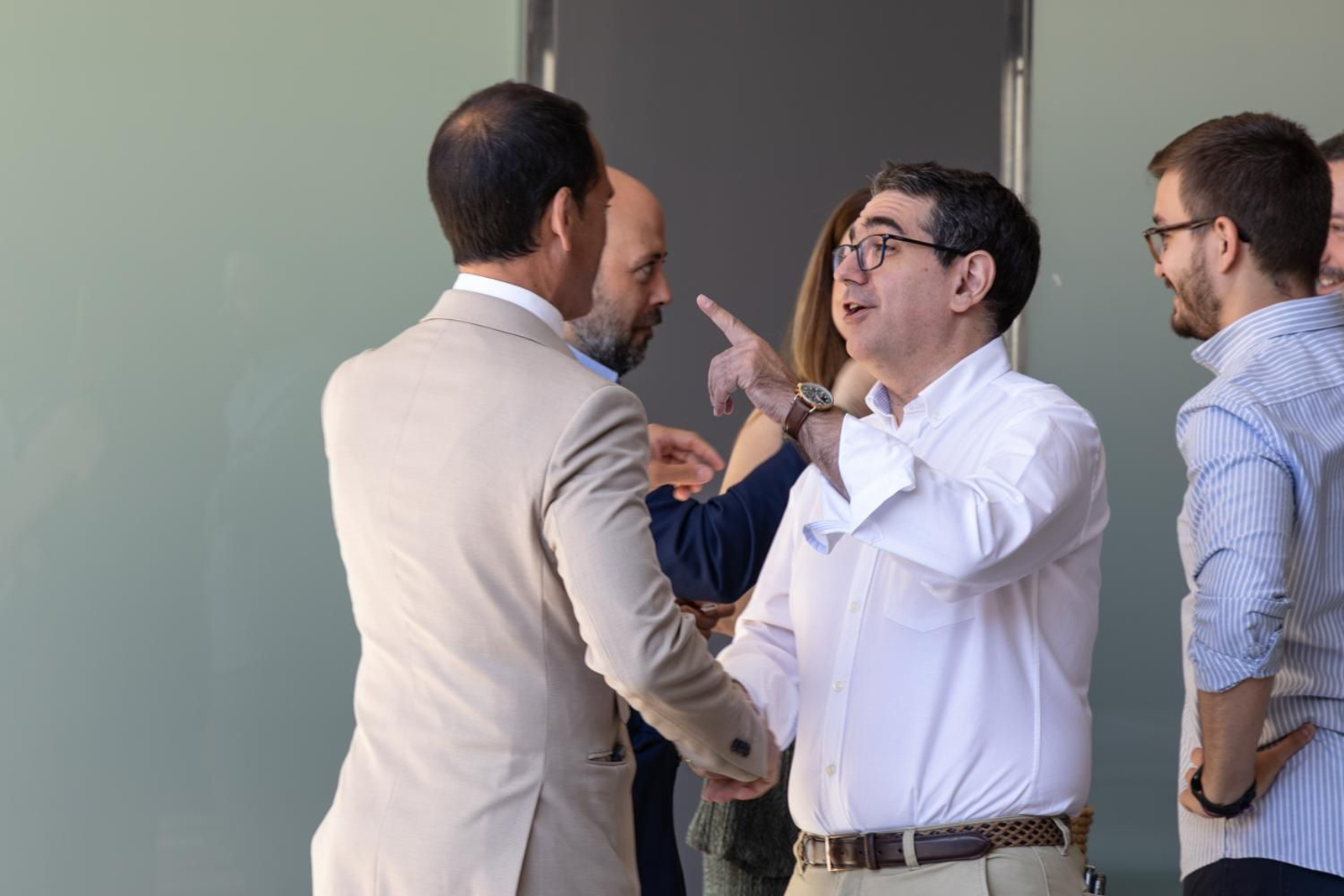 La sociedad jiennnese ha acompañado al Grupo Joly en su desayuno con la consejera.