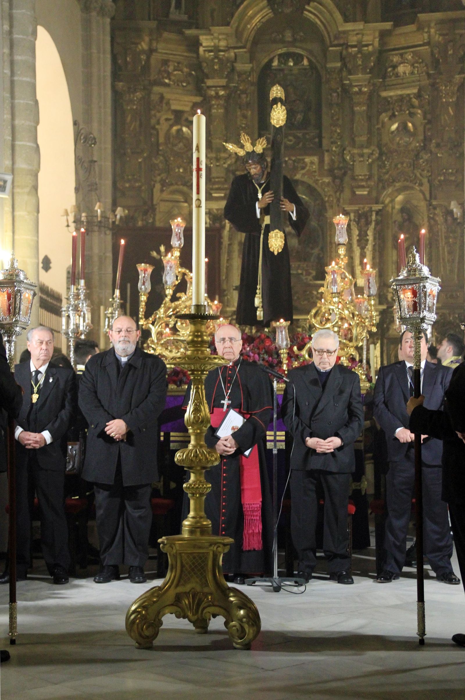Imágenes del Vía Crucis Oficial de la Semana Santa presidido por el Señor de Pasión