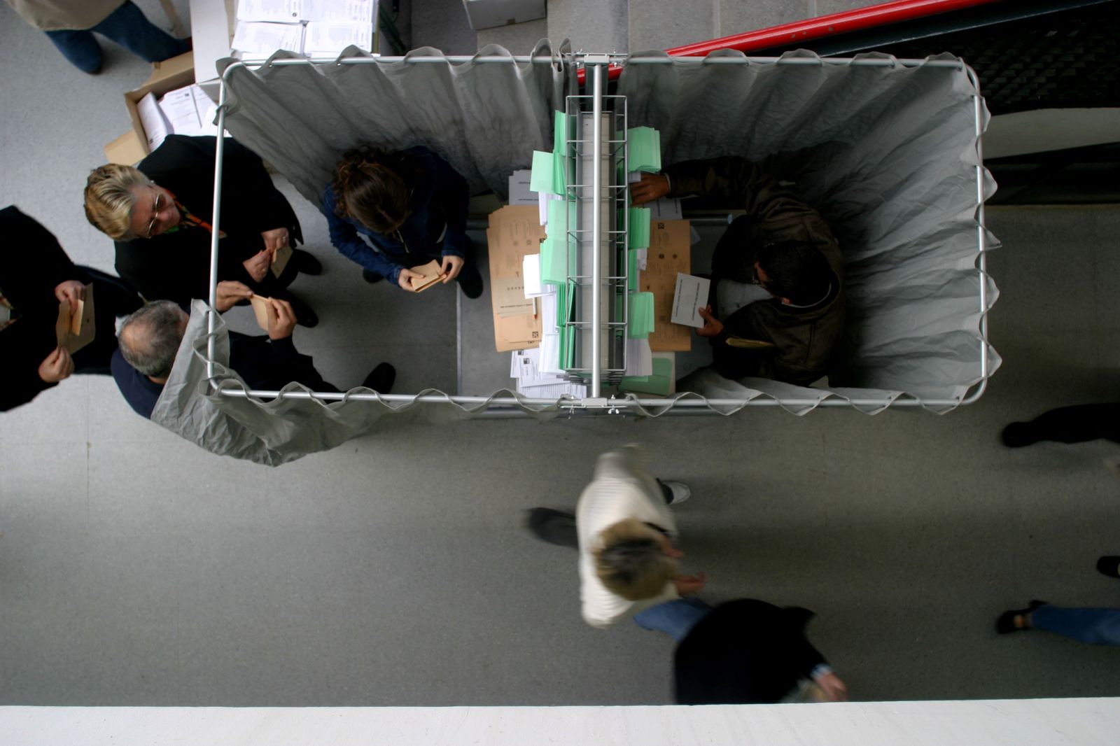 Cabina electoral a vista de pájaro.