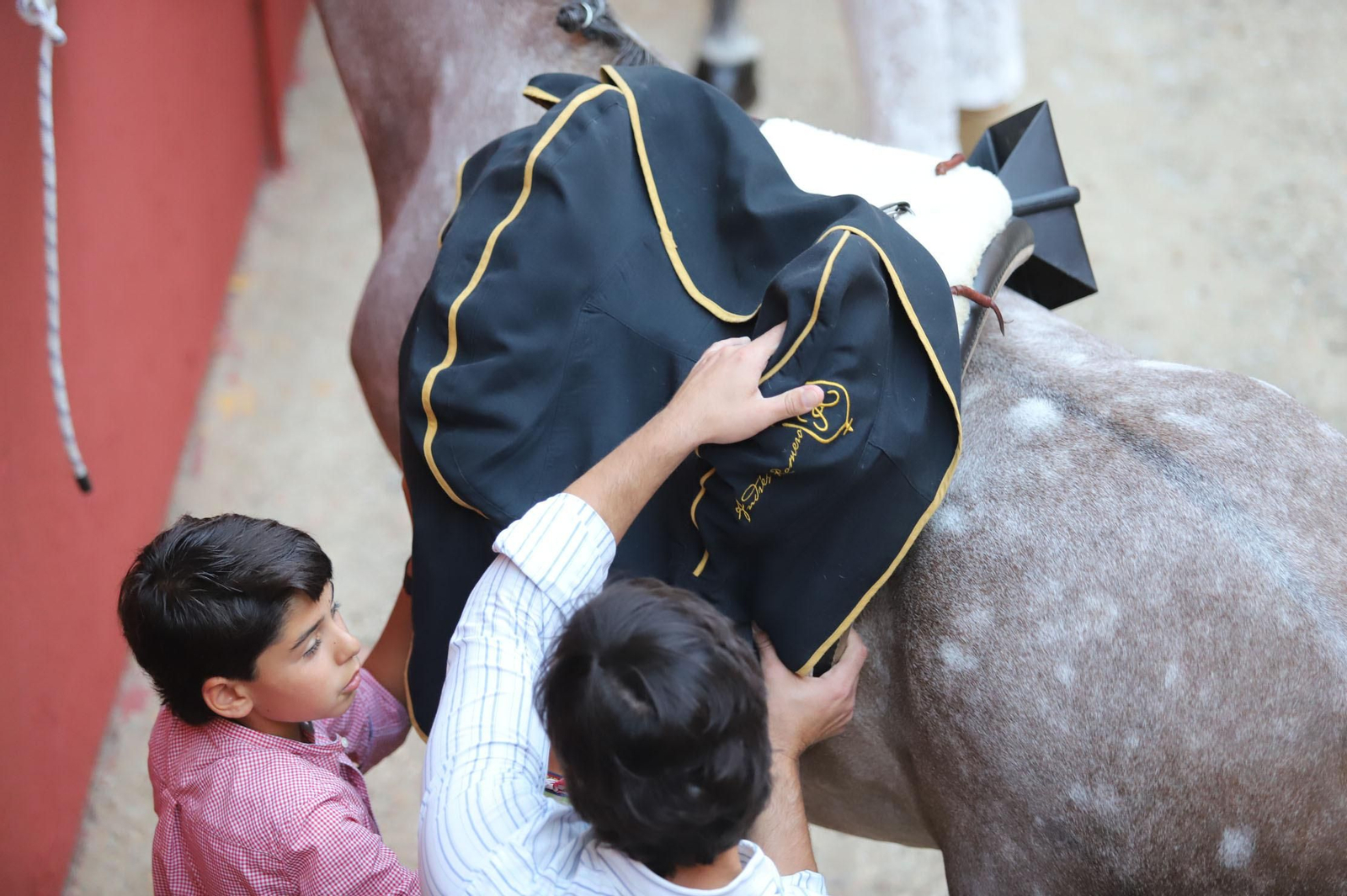 Imágenes de la clase de rejoneo de Andrés Romero en la Plaza de Toros
