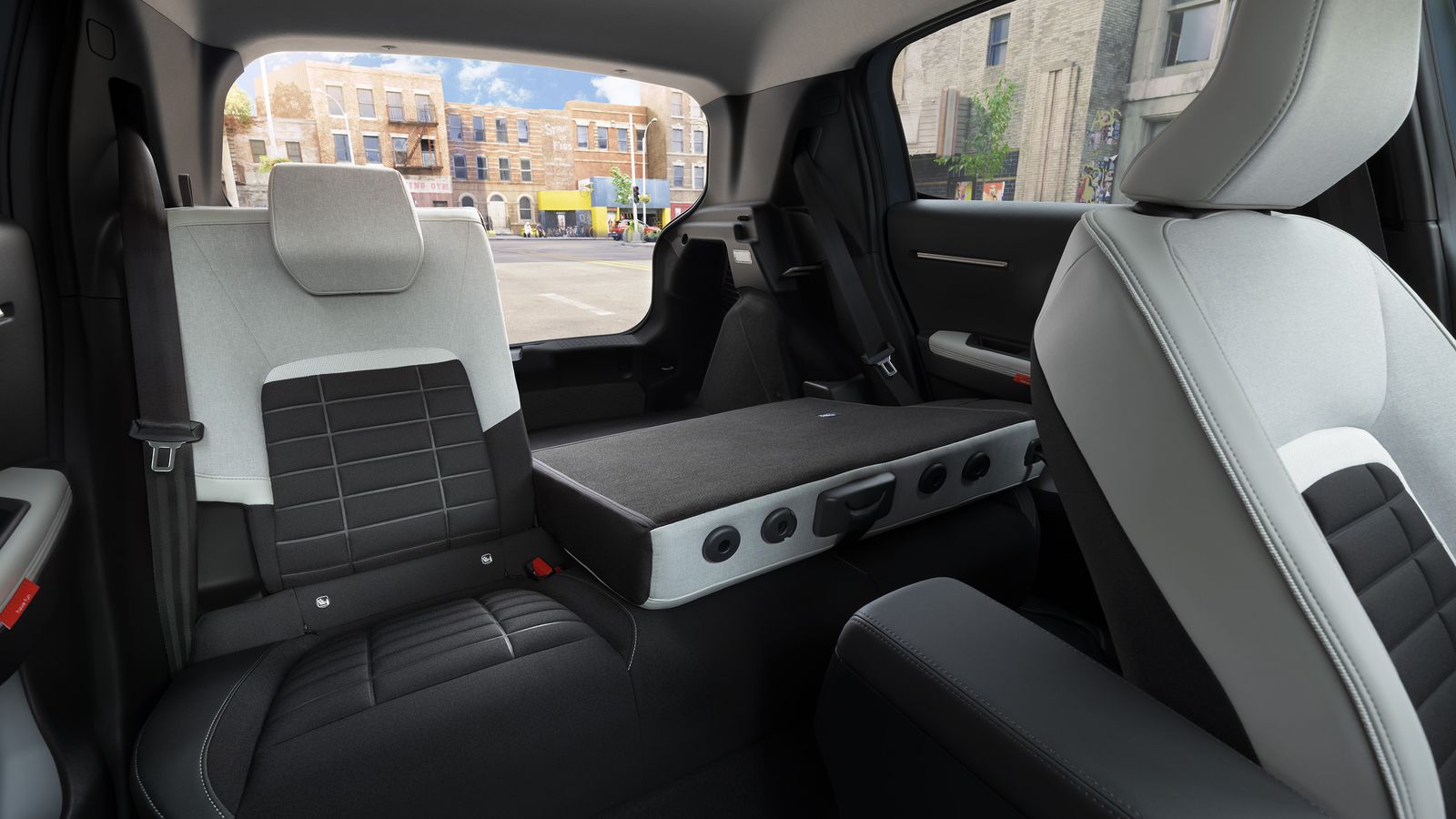 El abatimiento por partes del respaldo posterior es una funcionalidad exclusiva de los ë-C3 Max.