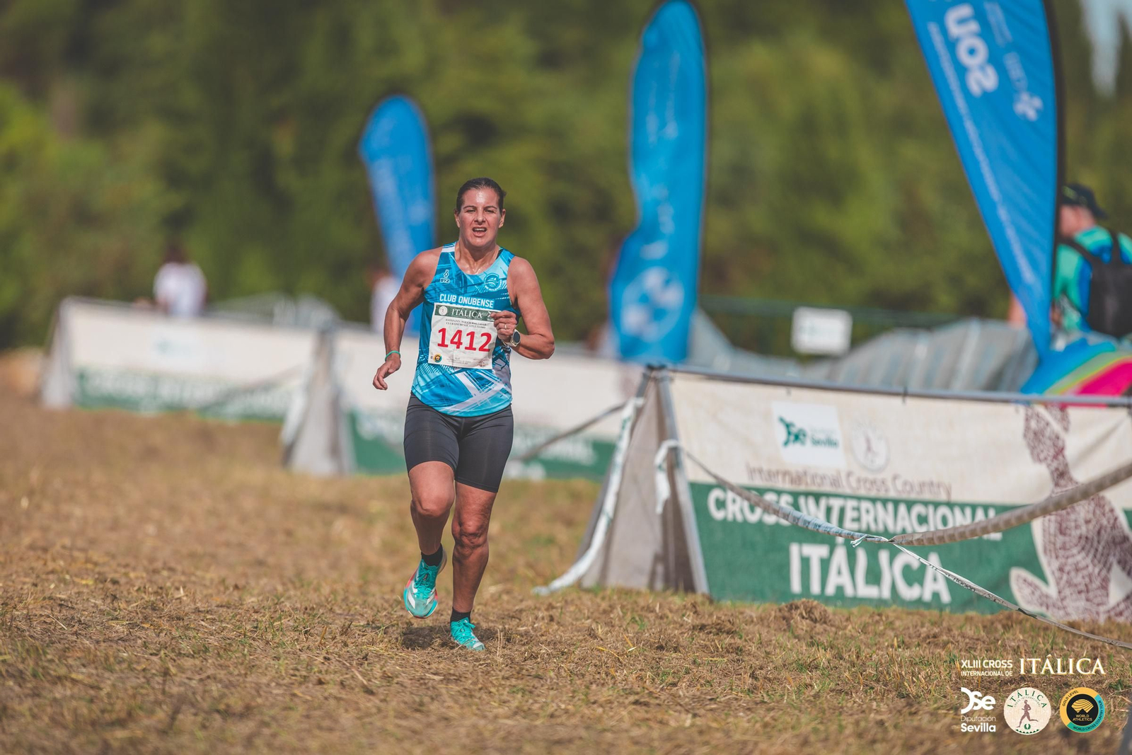 Búscate en las fotos del Cross de Itálica 2025 | 1