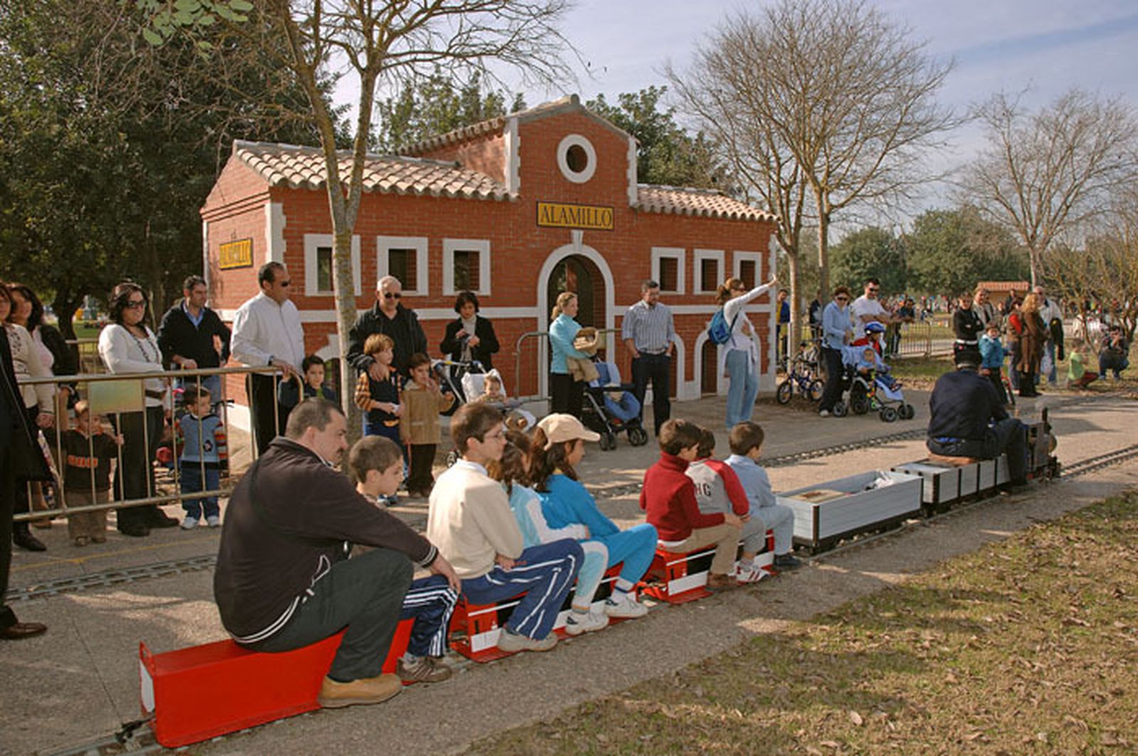 Ambiente en el Parque del Alamillo.