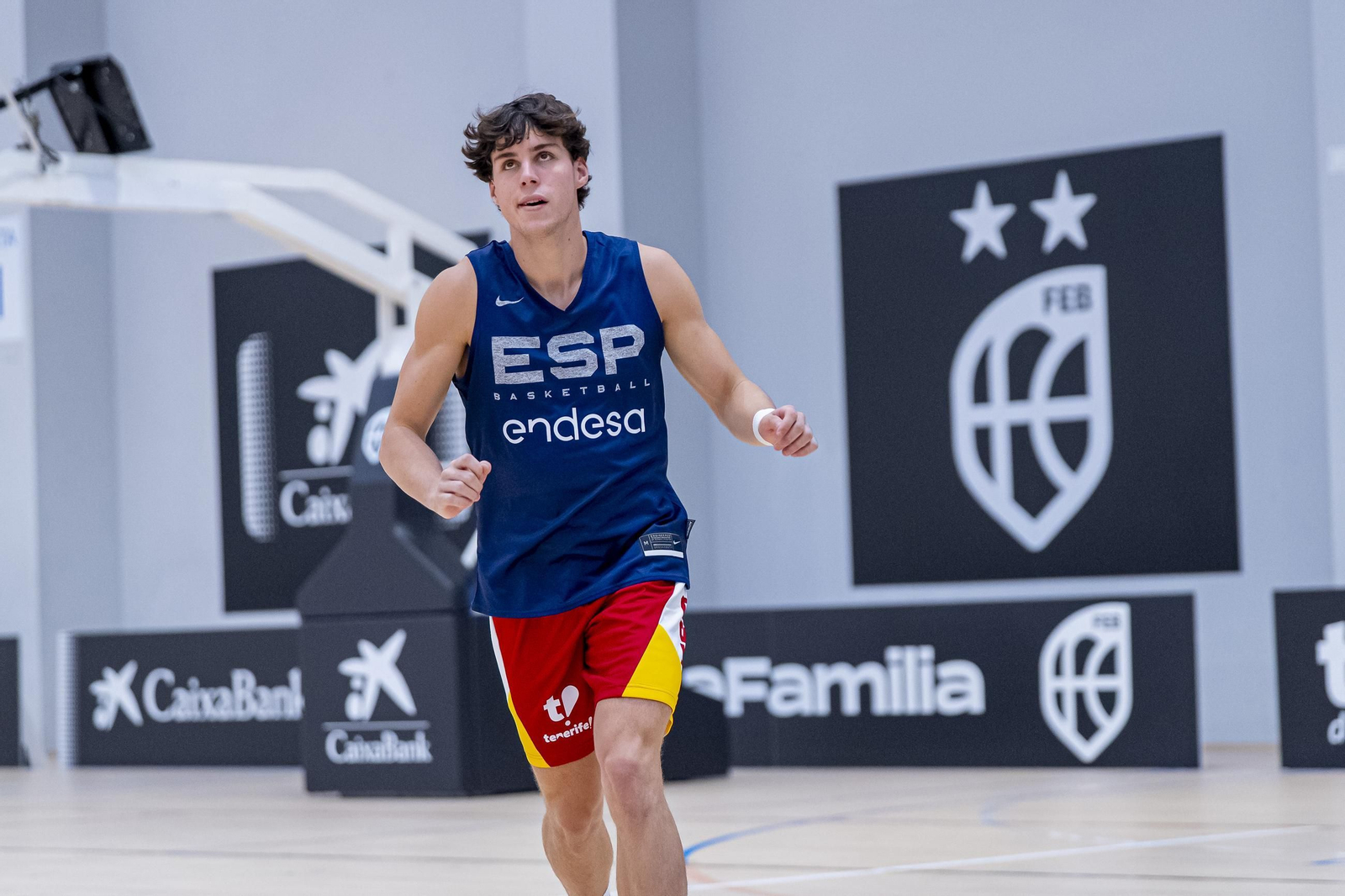 El primer entrenamiento de España con Mario Saint-Supéry y Alberto Díaz