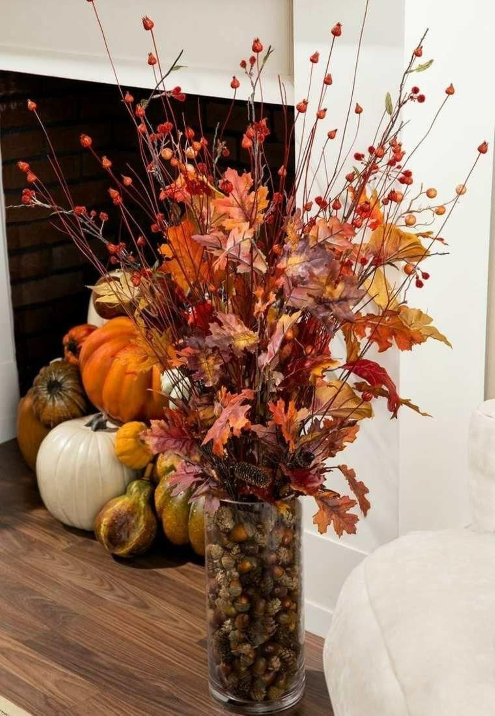 Ramo elaborado con hojas de otoño.