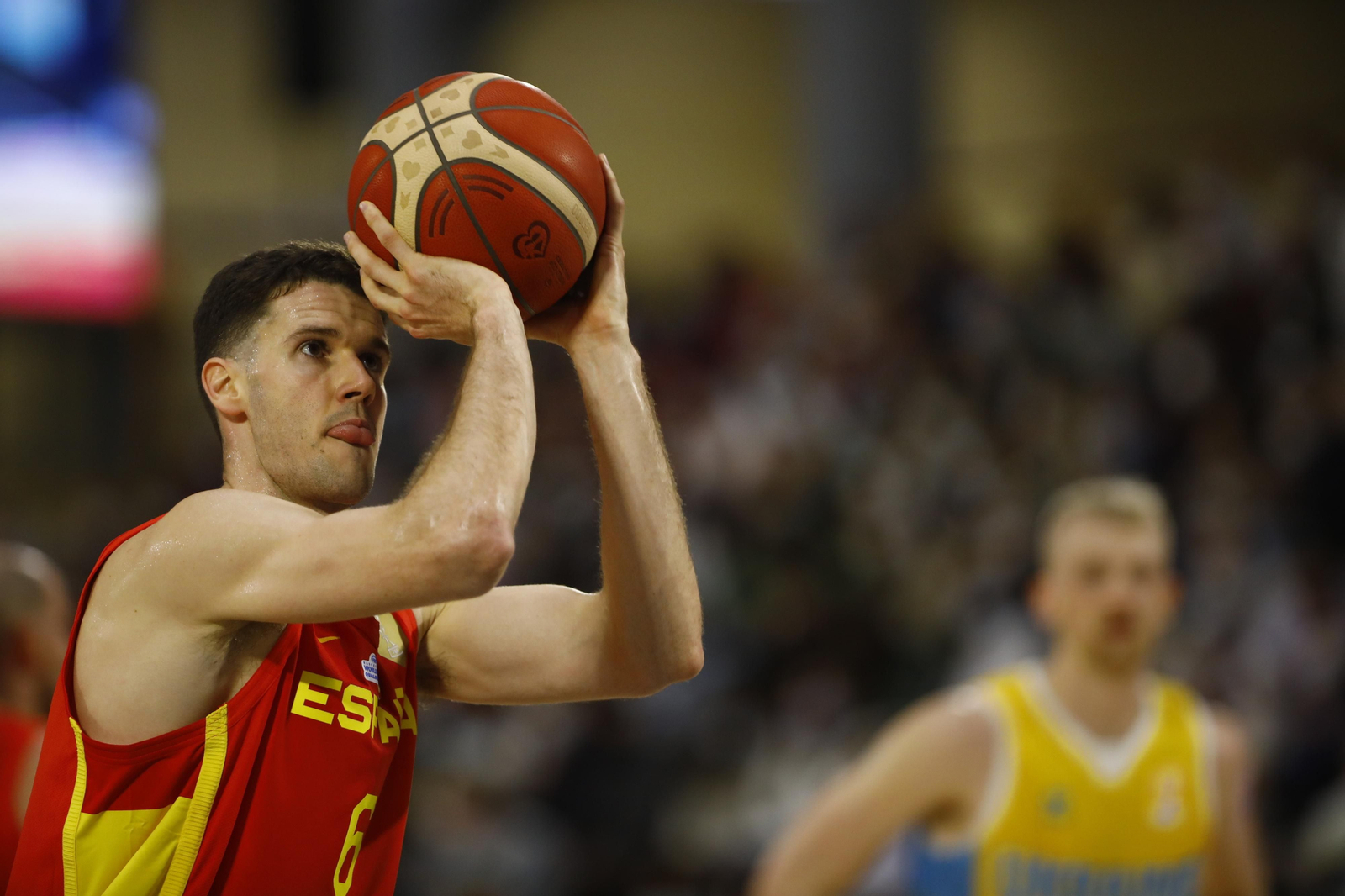 Las imágenes del emotivo encuentro entre España y Ucrania en Córdoba