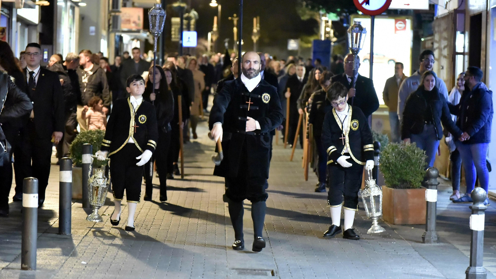 Las fotos del Via Crucis Oficial del Consejo Local de Hermandades y Cofradías de Algeciras
