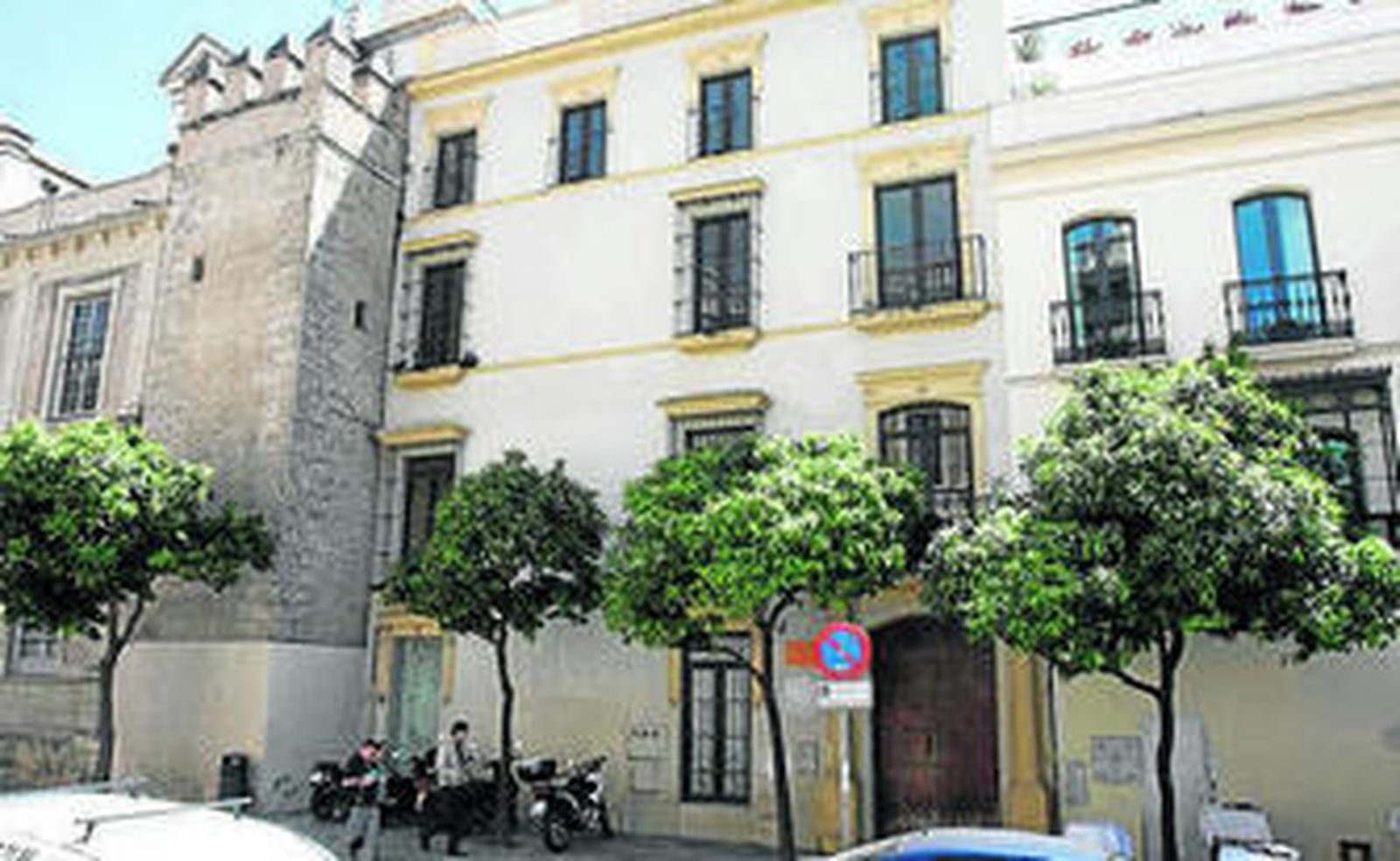 La antigua sede del BBVA Privanza, en la calle Santo Tomás.