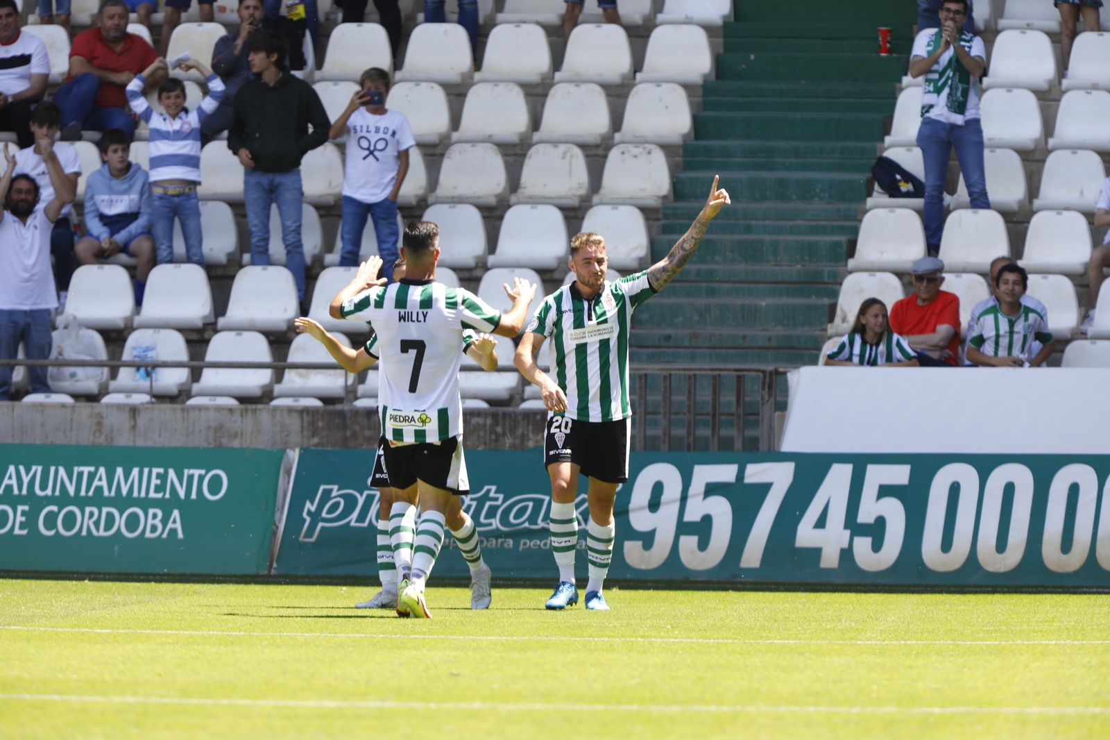 La victoria del Córdoba CF ante el Ceuta, en imágenes
