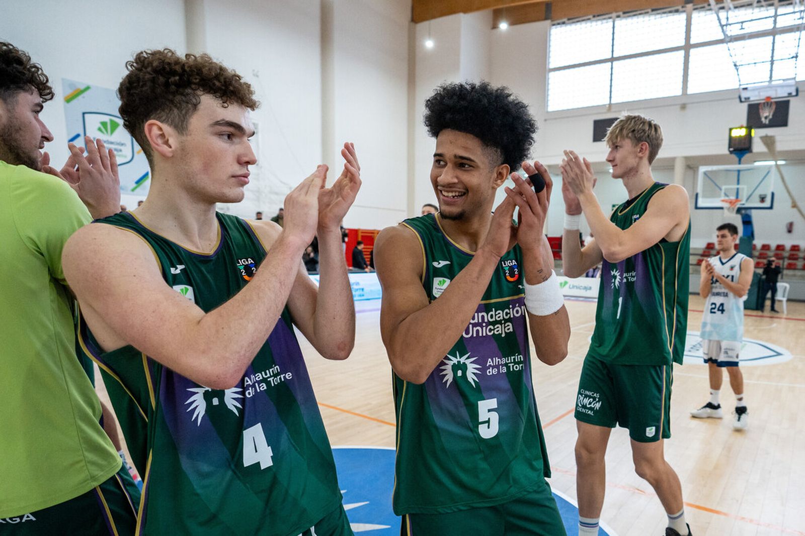 Liga U22: Carácter y remontada del Unicaja ante el BAXI Manresa (88-85)