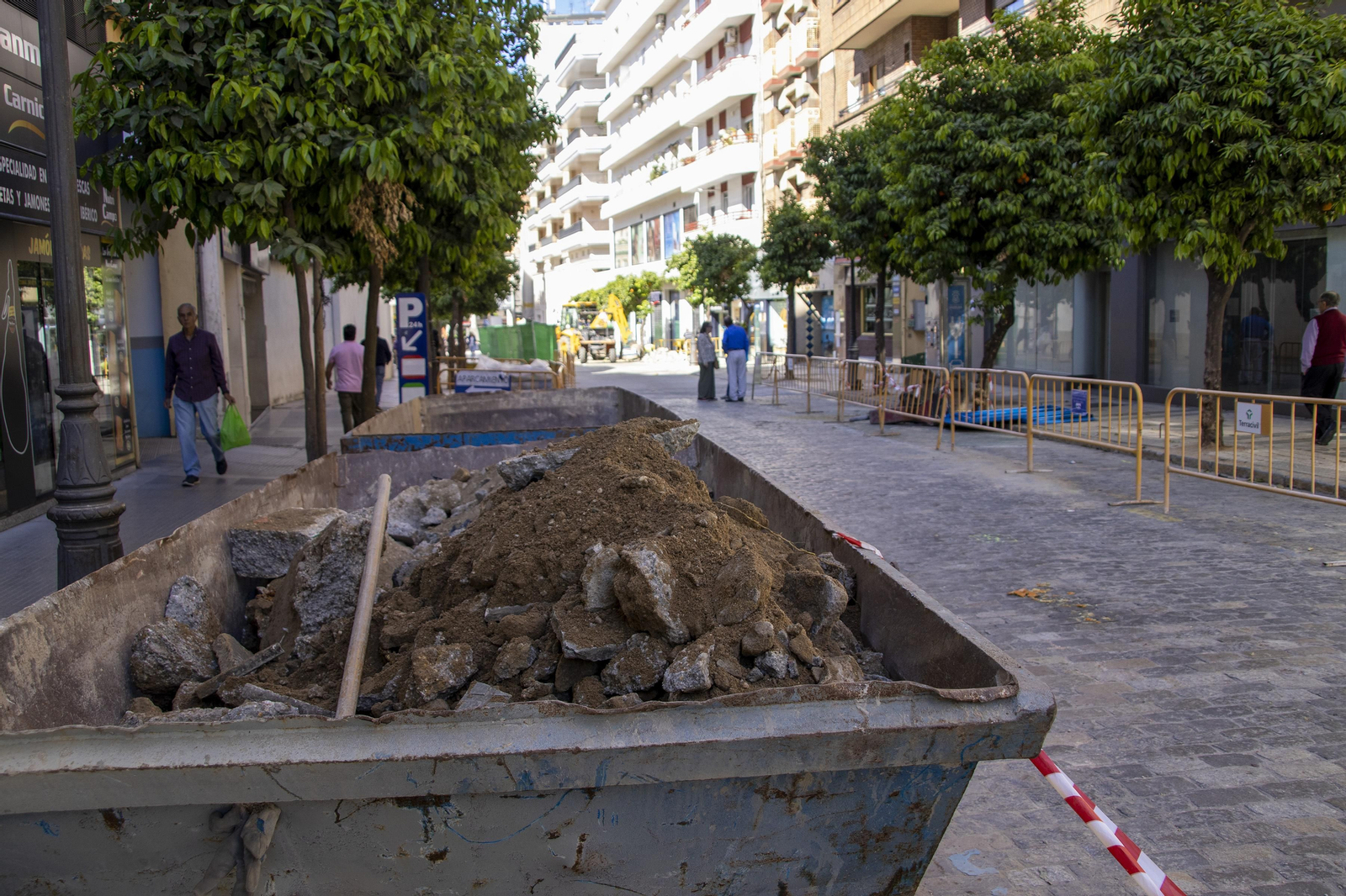 Obras en las calles : Méndez Núñez, Plus Ultra, Gravina y Médico Luis Buendía.
