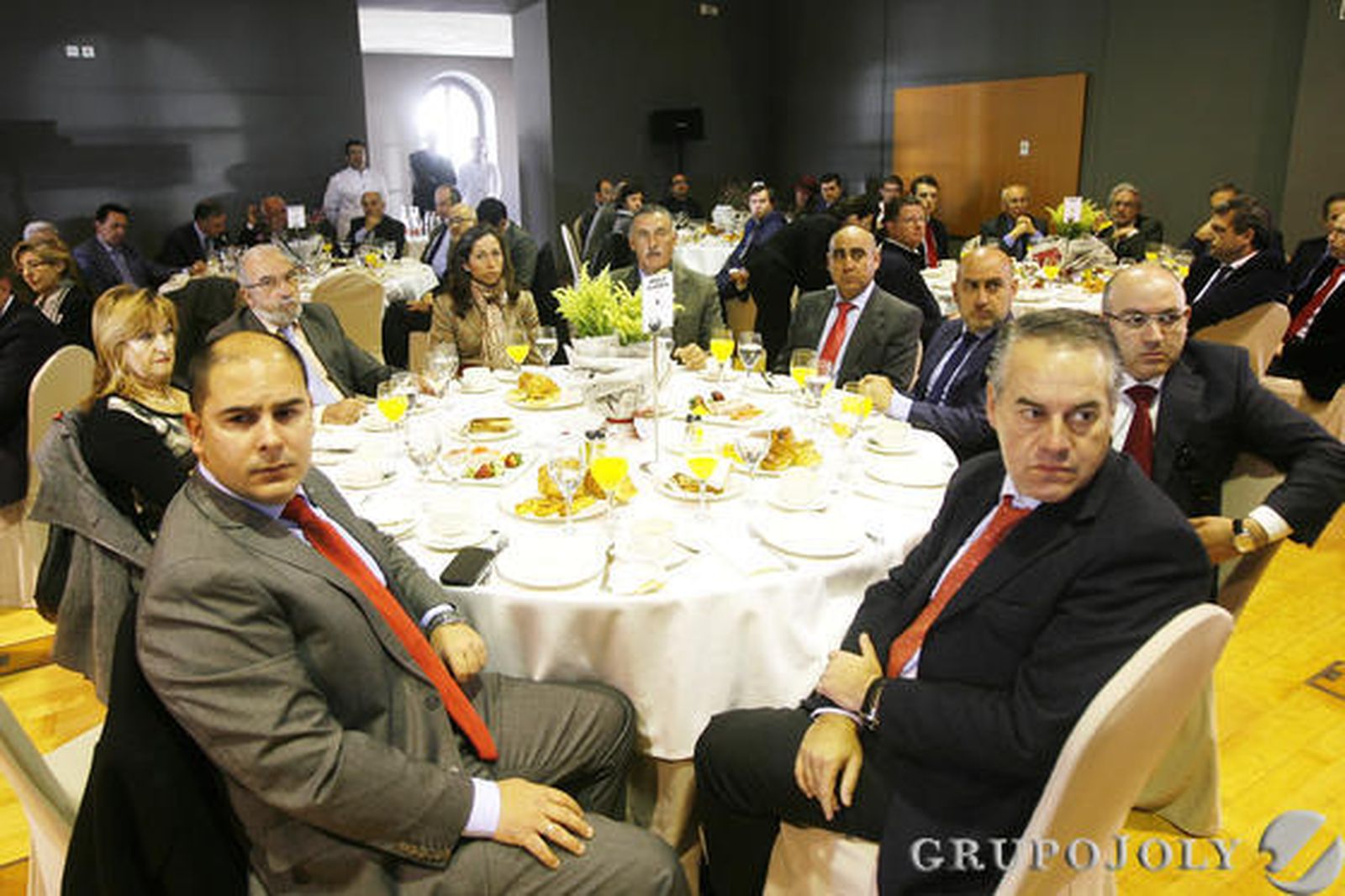 Roberto Felipe Valhondo, Dolores Mengual, Blas Velasco, Begoña Gómez, Manuel Gómez, Ramón Conforto, Juan José Conforto, Emilio Conforto y  Crisanto Gutiérrez.

Foto: Joaquin Pino