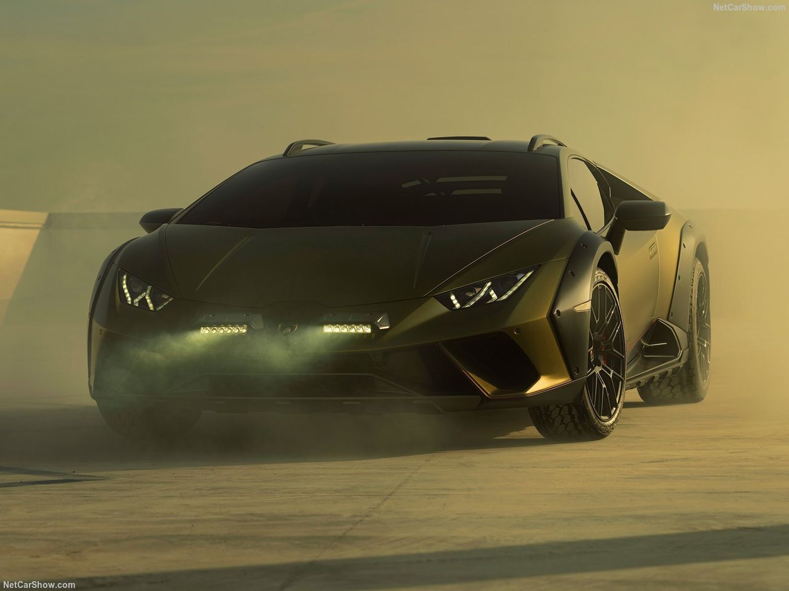 Así es la versión todocamino del Lamborghini Huracán, el Sterrato