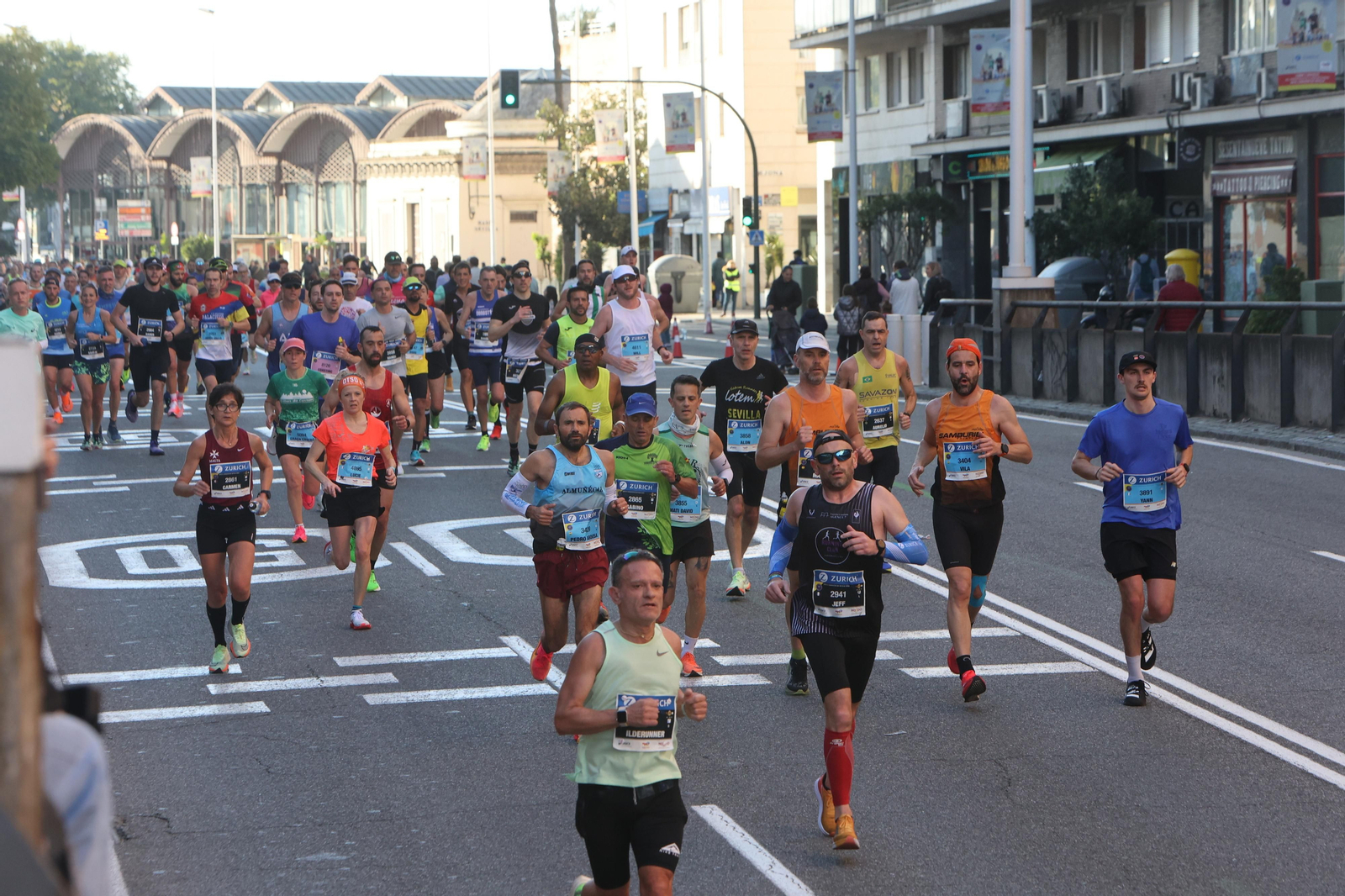 Búscate en la Zurich maratón de Sevilla