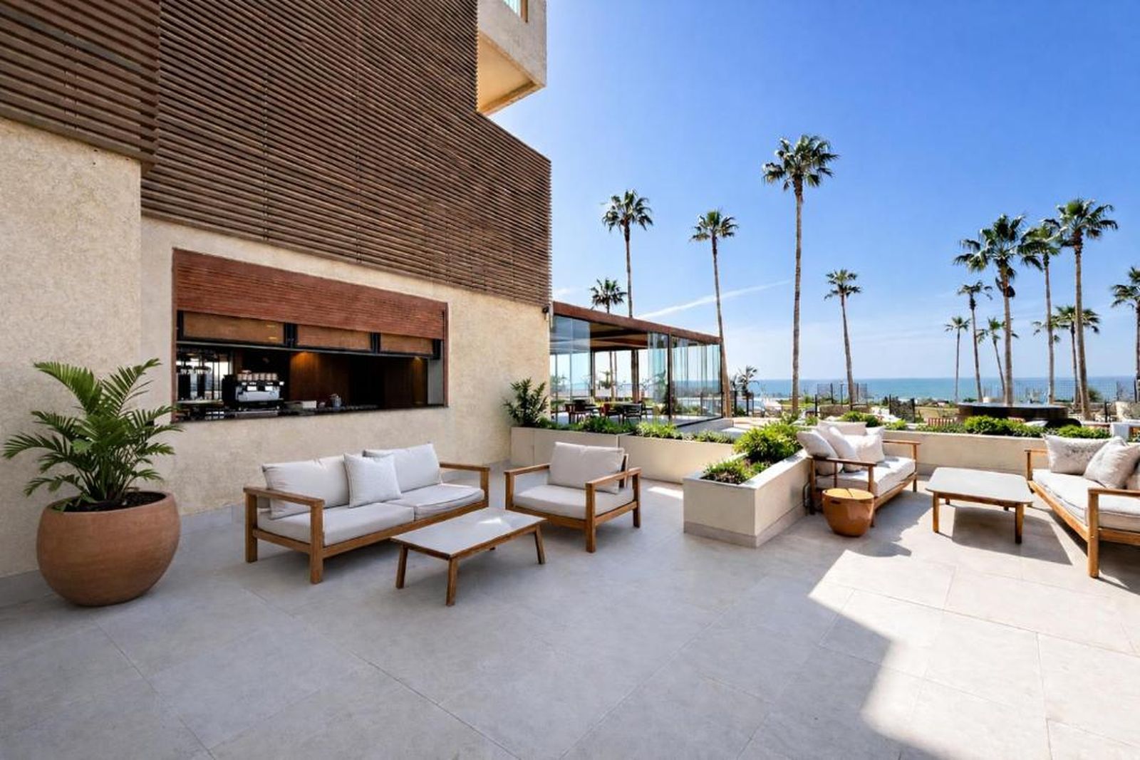 Así es el Punta Bermeja Premium Beach, el nuevo hotel de El Puerto que abre en pleno puente del Día de Andalucía