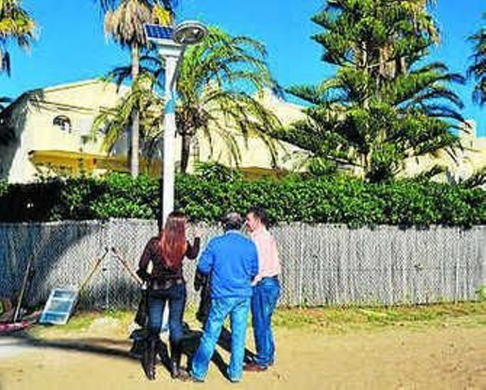 Una de las farolas de La Cala.