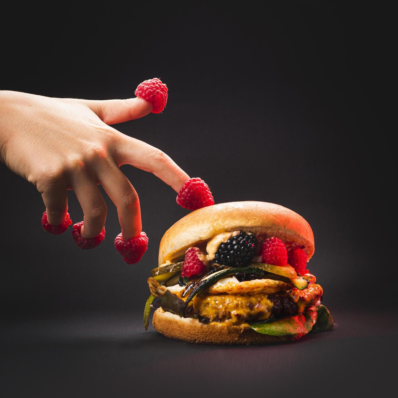 Una de las hamburguesas del establecimiento del Grupo Vélez.