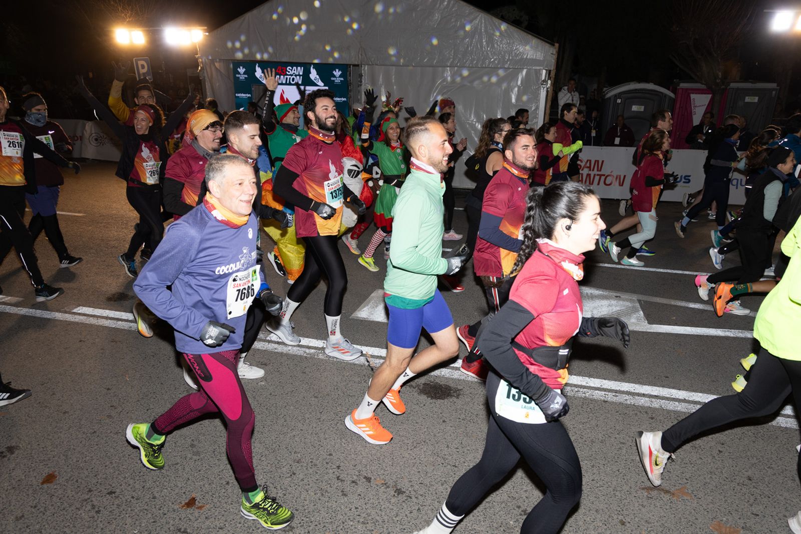 Encuéntrate en la salida de la Carrera de San Antón 2026, en imágenes (3)