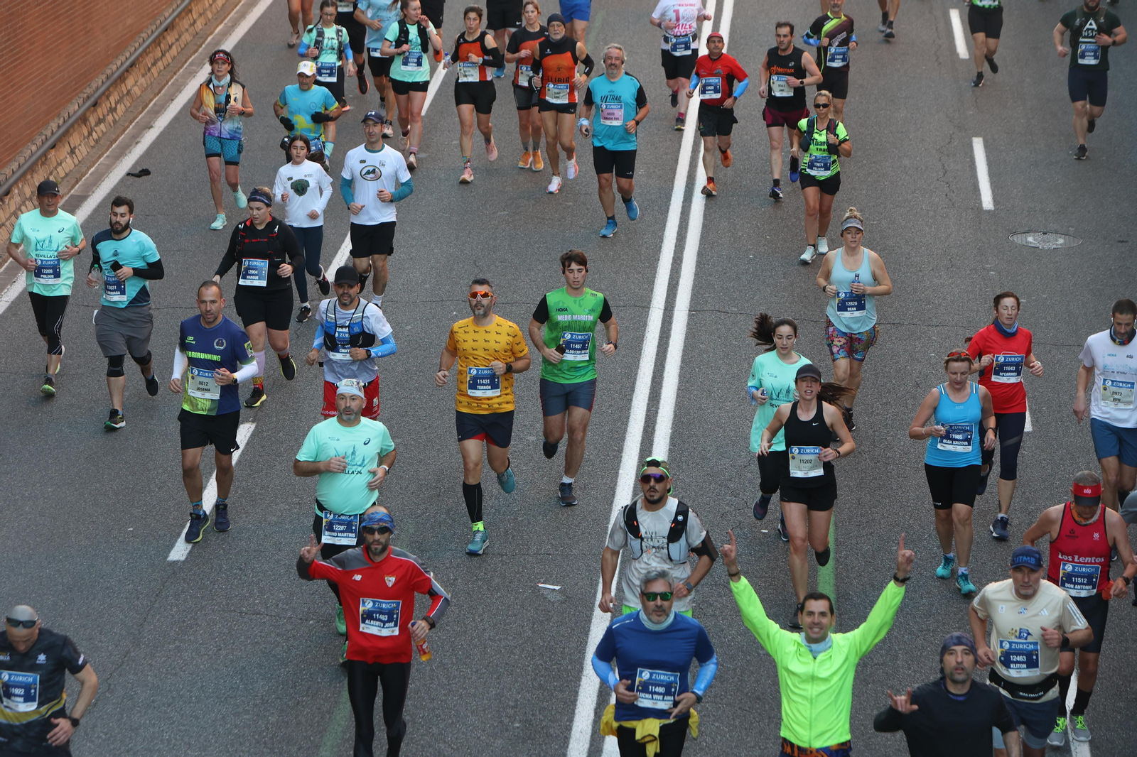 Búscate en la Zurich maratón de Sevilla