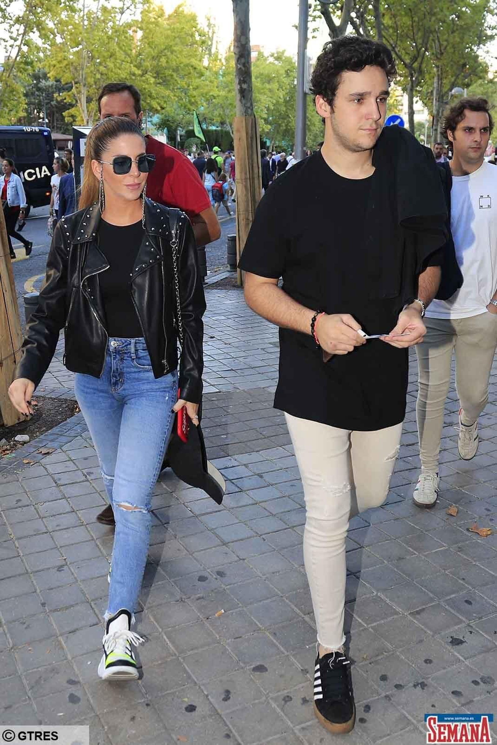 Mar Torres y Felipe Juan Froilán, paseando juntos por Madrid.