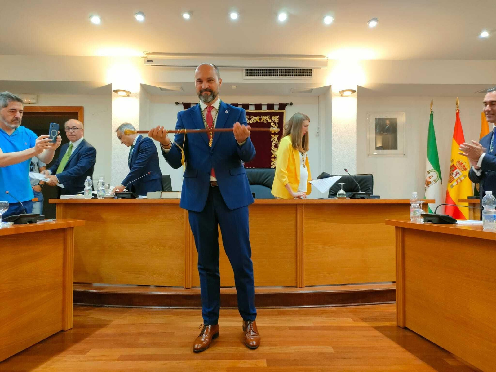 La investidura de Miguel Alconchel como alcalde de Los Barrios, en imágenes