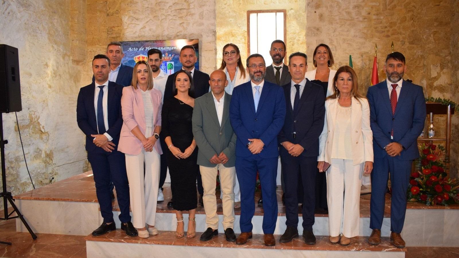Acto de hermanamiento con La Línea en Alcalá del Valle.