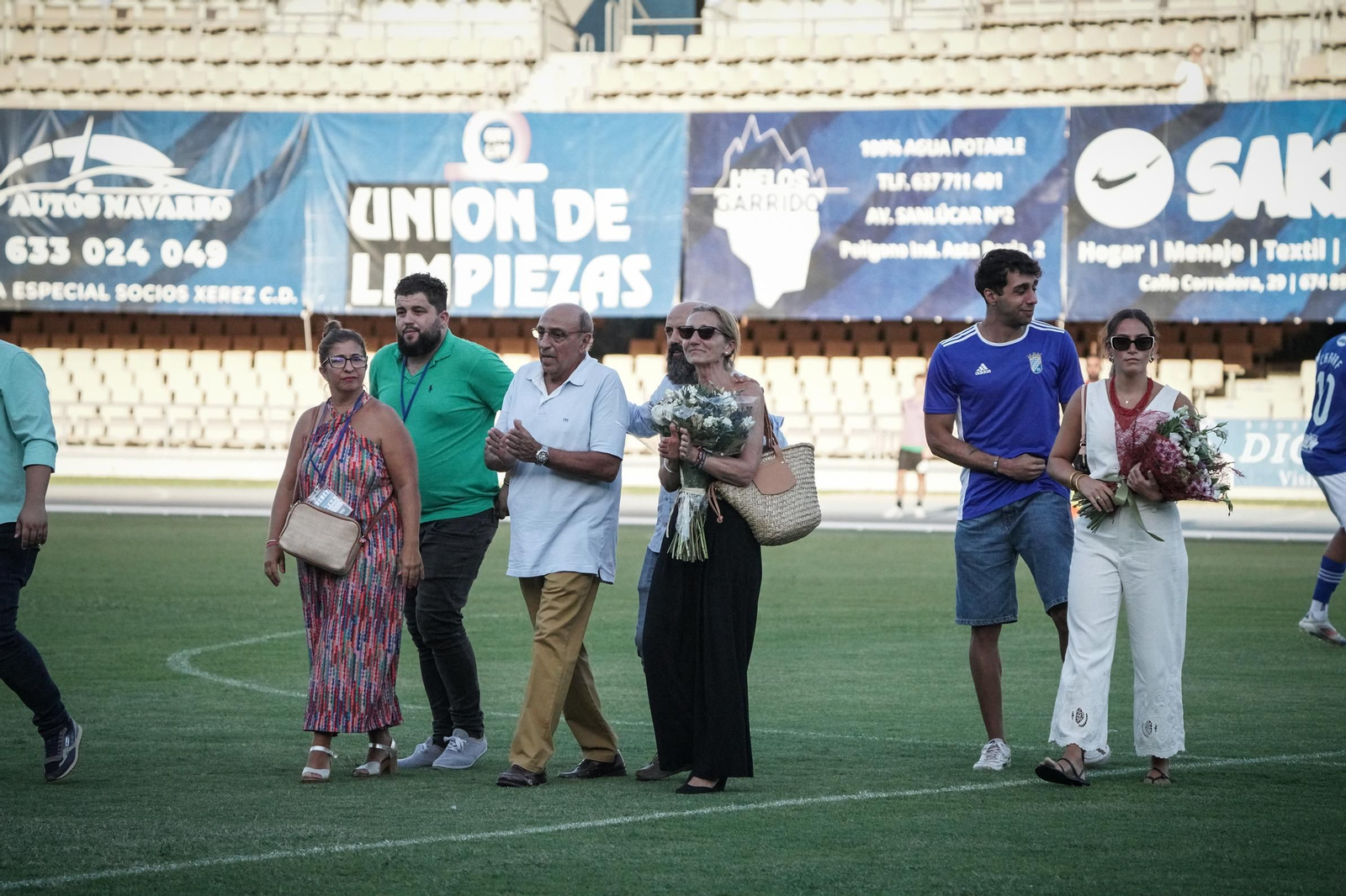 Búscate en el del partido del Xerez CD - UCAM